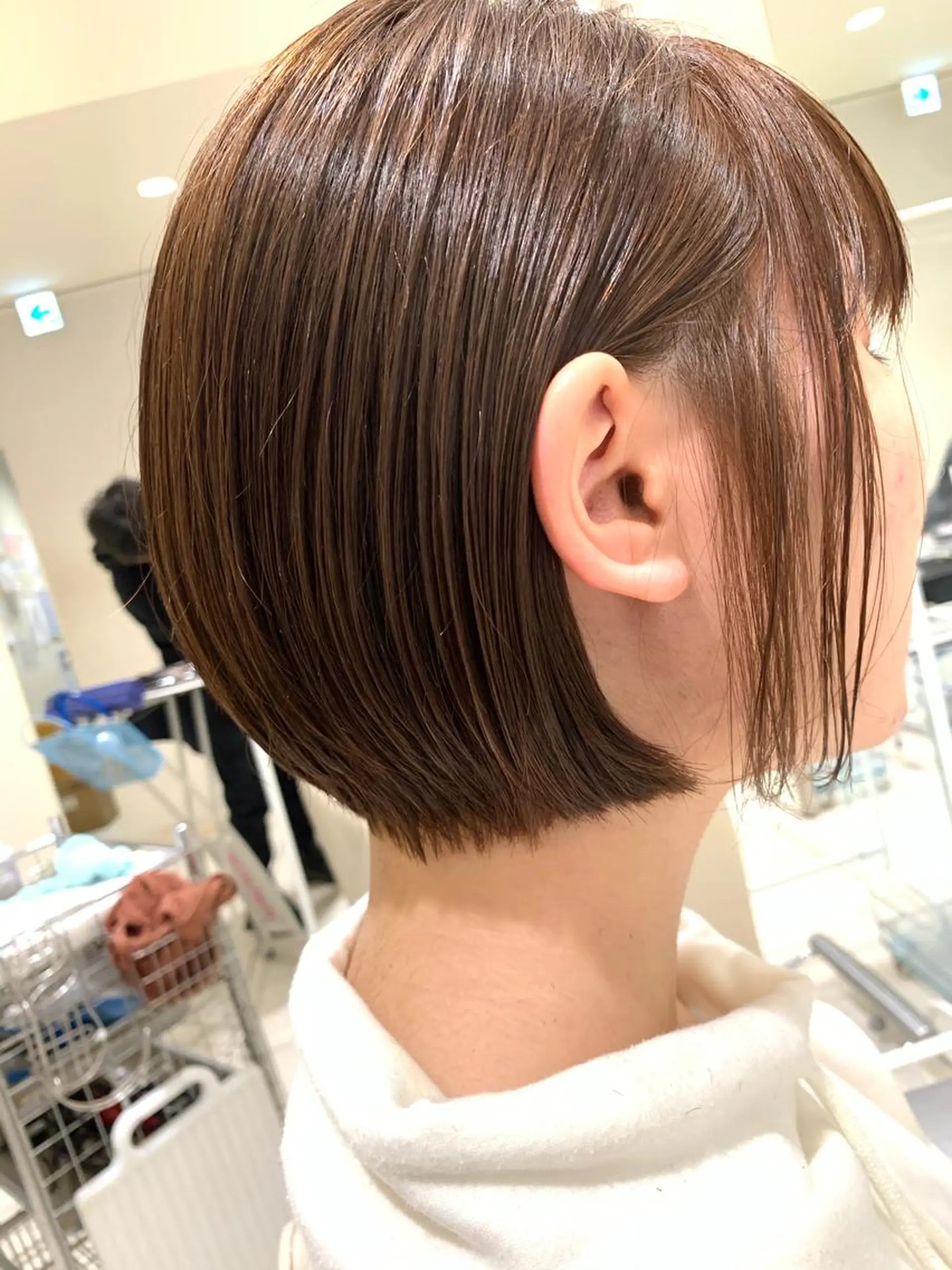 ショート MODEks eau 佐藤優志のヘアスタイル