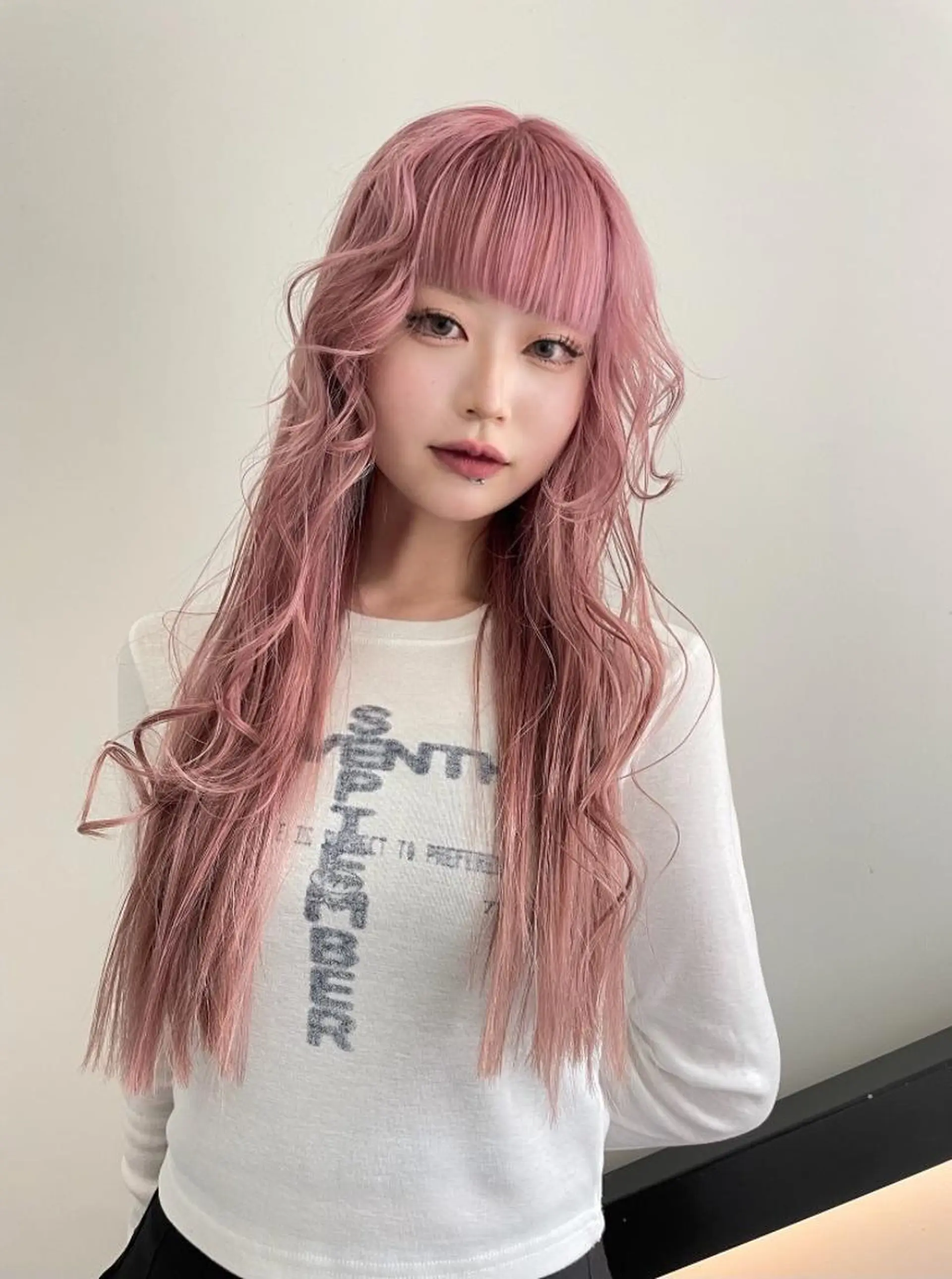 カラー ピンクカラー ホワイトピンク ヘアカラー hair&nail ☯️アイリ☯️のネイルデザイン