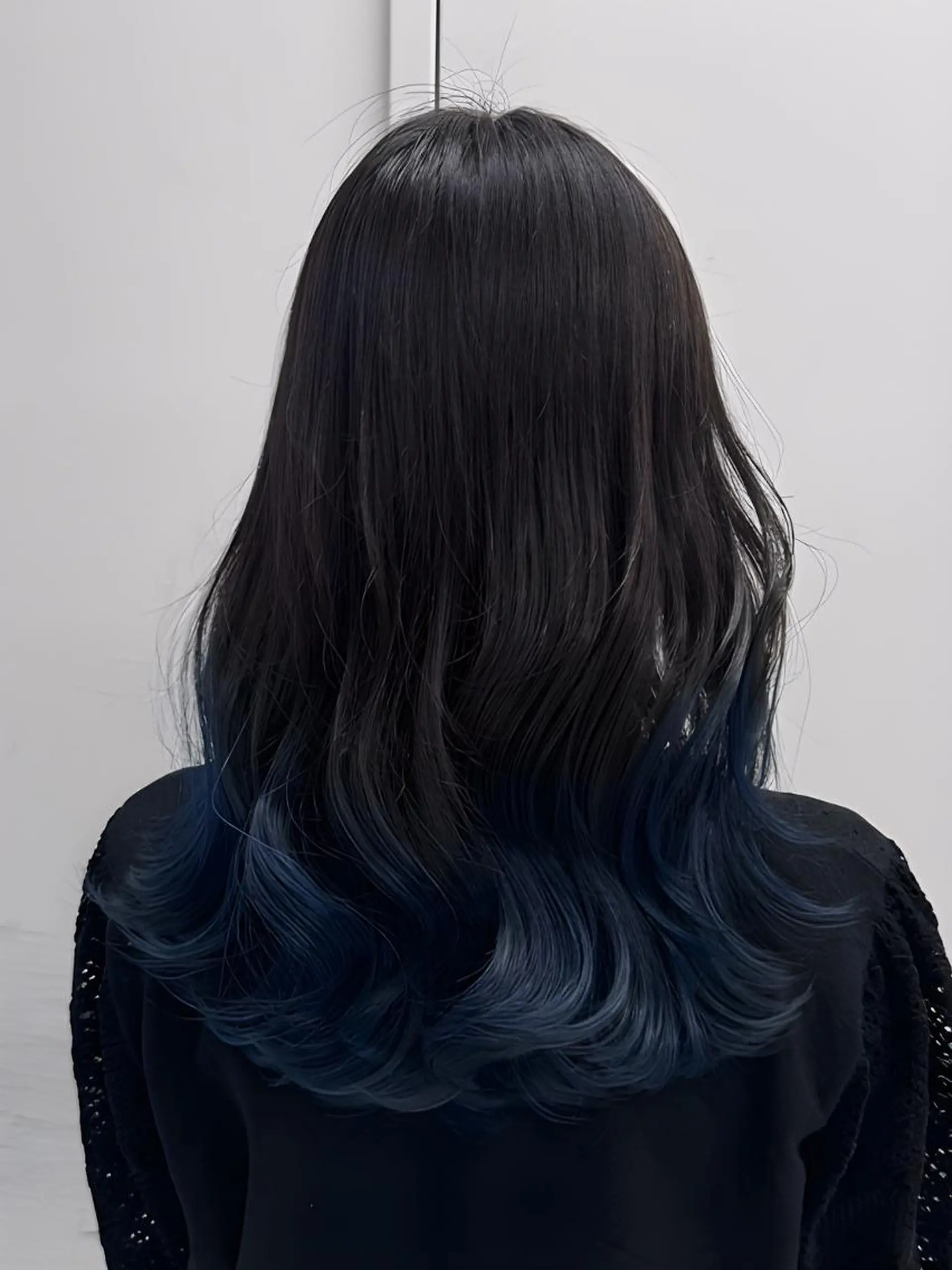 セミロング アッシュ ハイライト 髪質改善 【公式】amble luxe池袋東口🩷のヘアスタイル