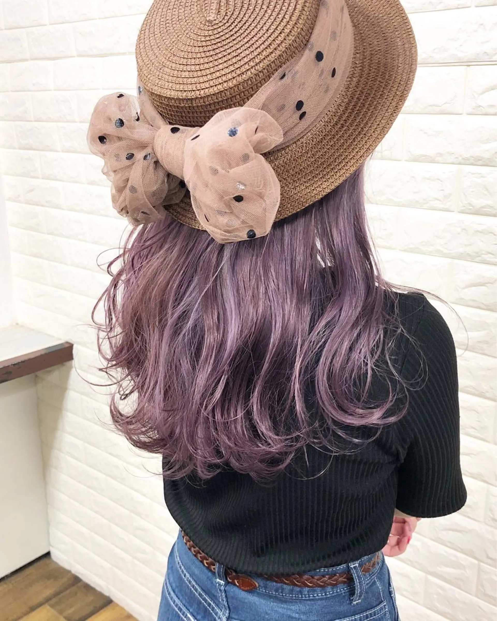 セミロング カラー ブリーチ ケアブリーチ ラベンダーカラー ラベンダーピンク ピンクカラー カット ヘアカラー トリートメント famille所属・famille ファミーユのヘアスタイル