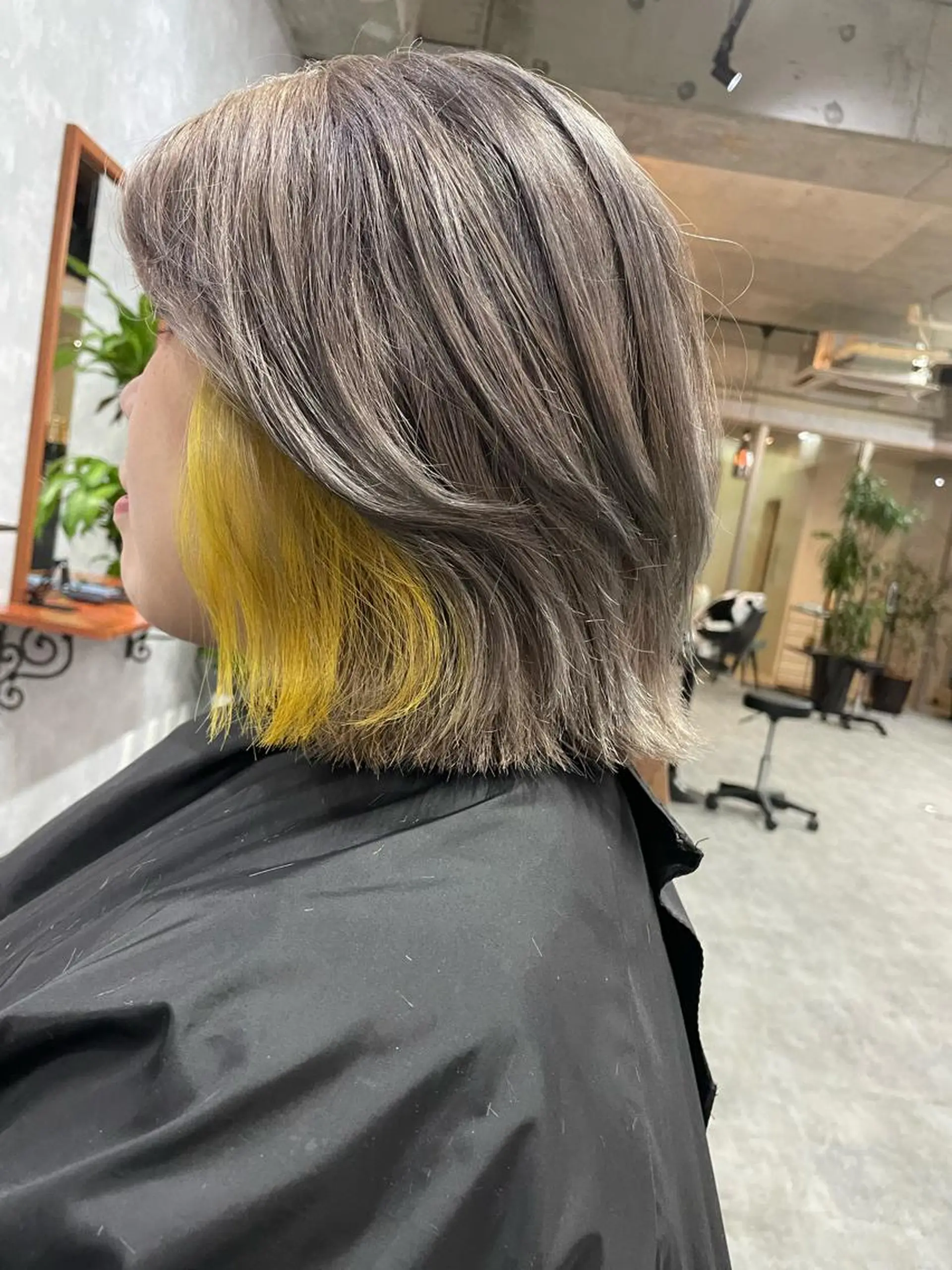ショート アッシュ 韓国風カラー ボブ ハイライト 韓国風ヘア andKおもろまち店 艶ダブルカラー✨のヘアスタイル