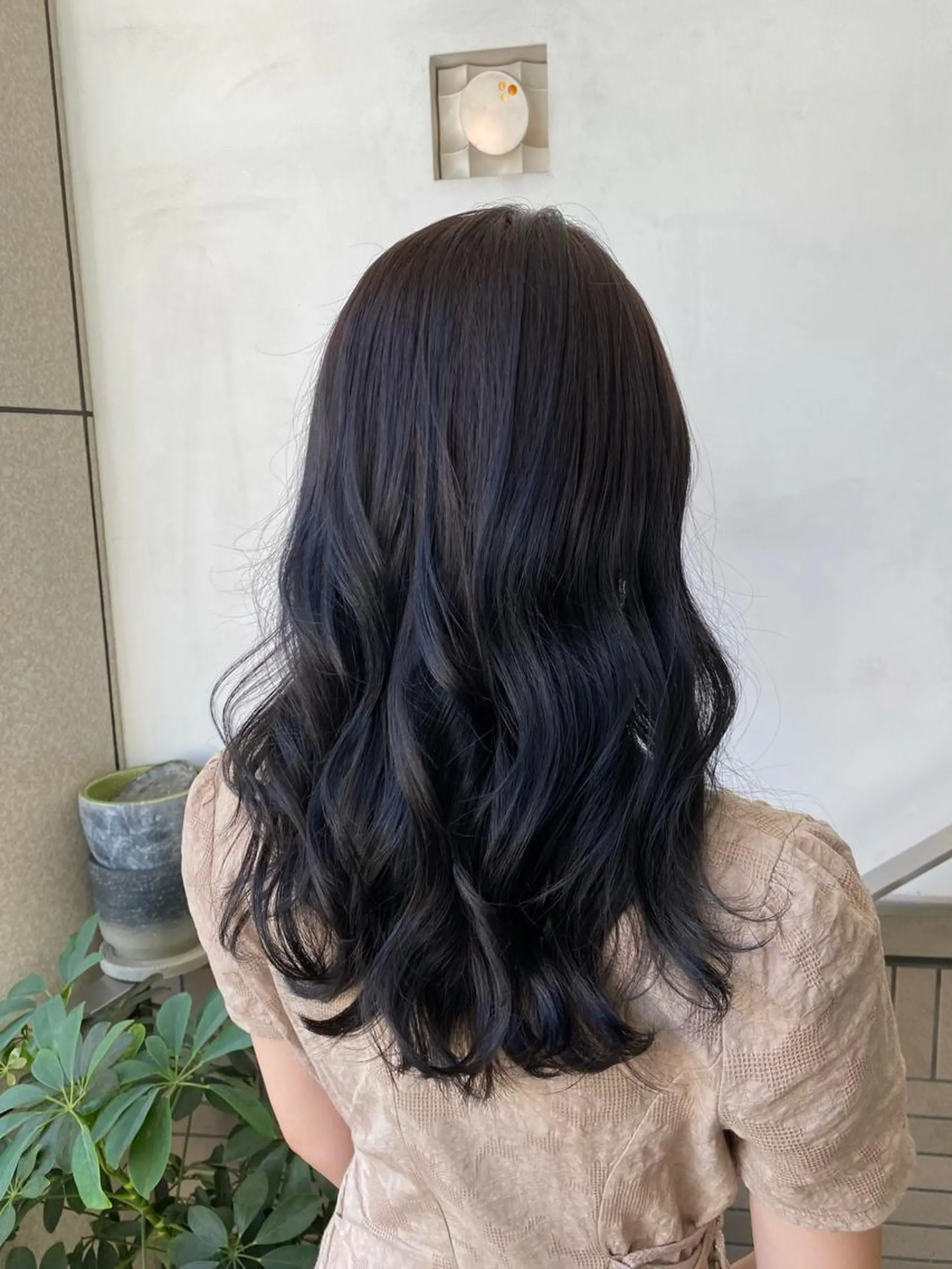 セミロング カラー ブルーカラー ブルージュ レイヤーカット カット ヘアカラー トリートメント 統括マネージャー/ 髪のドクター/前原悟のヘアスタイル