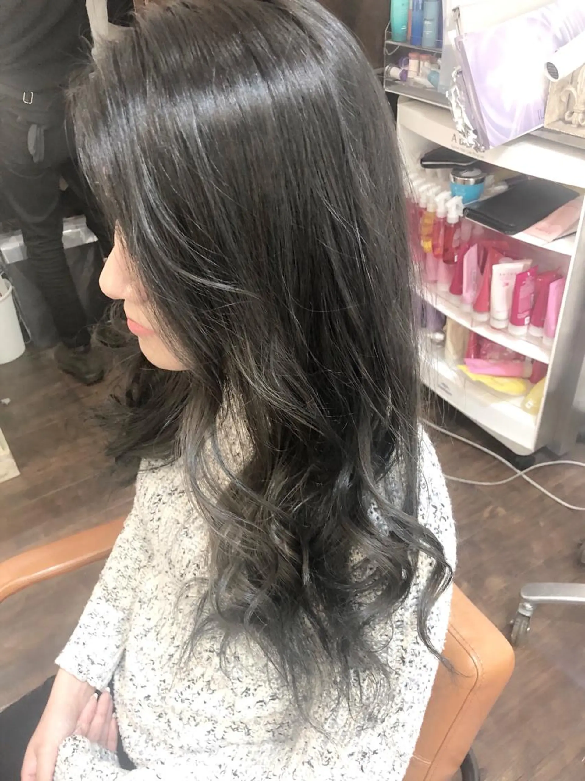 カラー ブリーチ 透明感カラー ハイライトカラー イルミナカラー カット ヘアカラー トリートメント ヘッドスパ グレージュ/髪質改善 Yamato.hのヘアスタイル