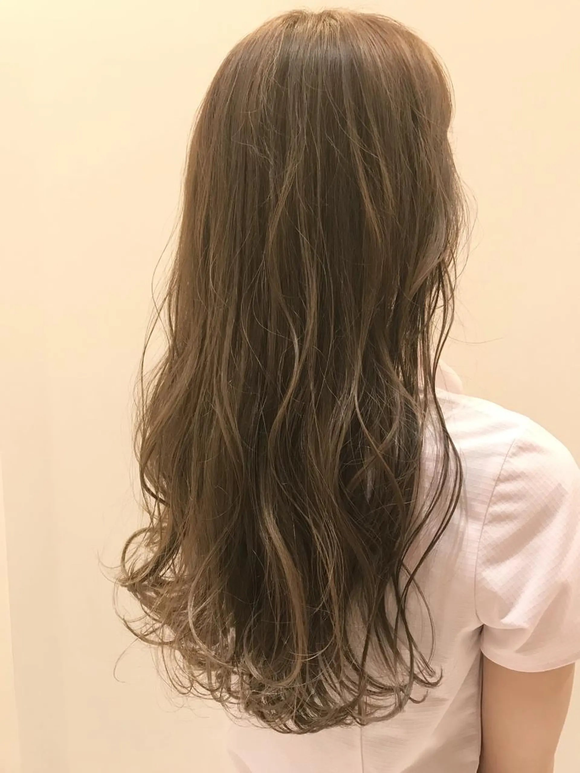 ロング カラー シールエクステ⭐️ オオミタクヤのヘアスタイル