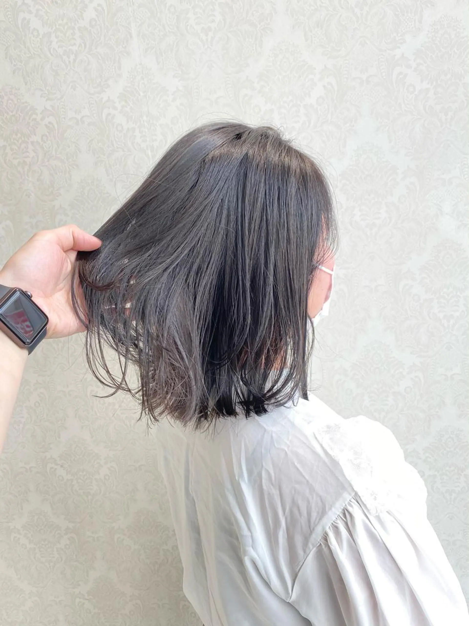 ミディアム カラー ブリーチ グレージュ ブリーチなしカラー カット ヘアカラー デザインカラー✨新倉 佑奈のヘアスタイル