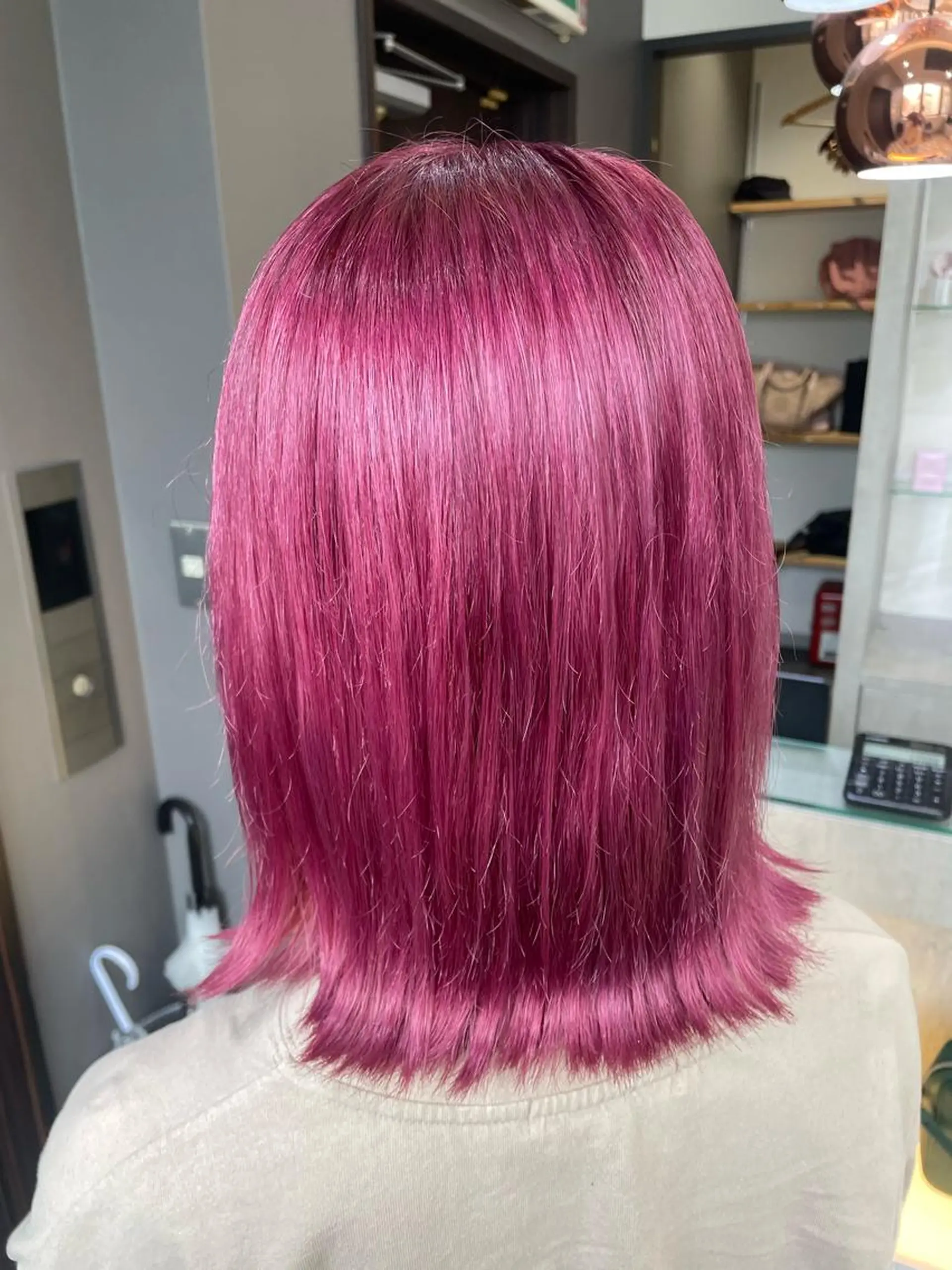 ミディアム カラー ピンクカラー ブリーチなしWカラー ヘアセット菜希のヘアスタイル