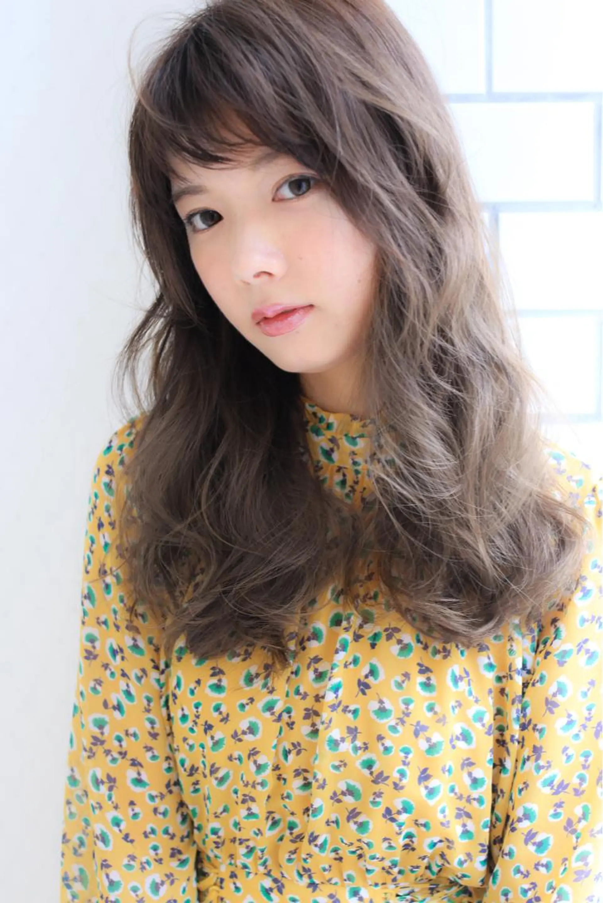 セミロング カラー アッシュ 小顔カット/レイヤー 【WiLL】加藤のヘアスタイル