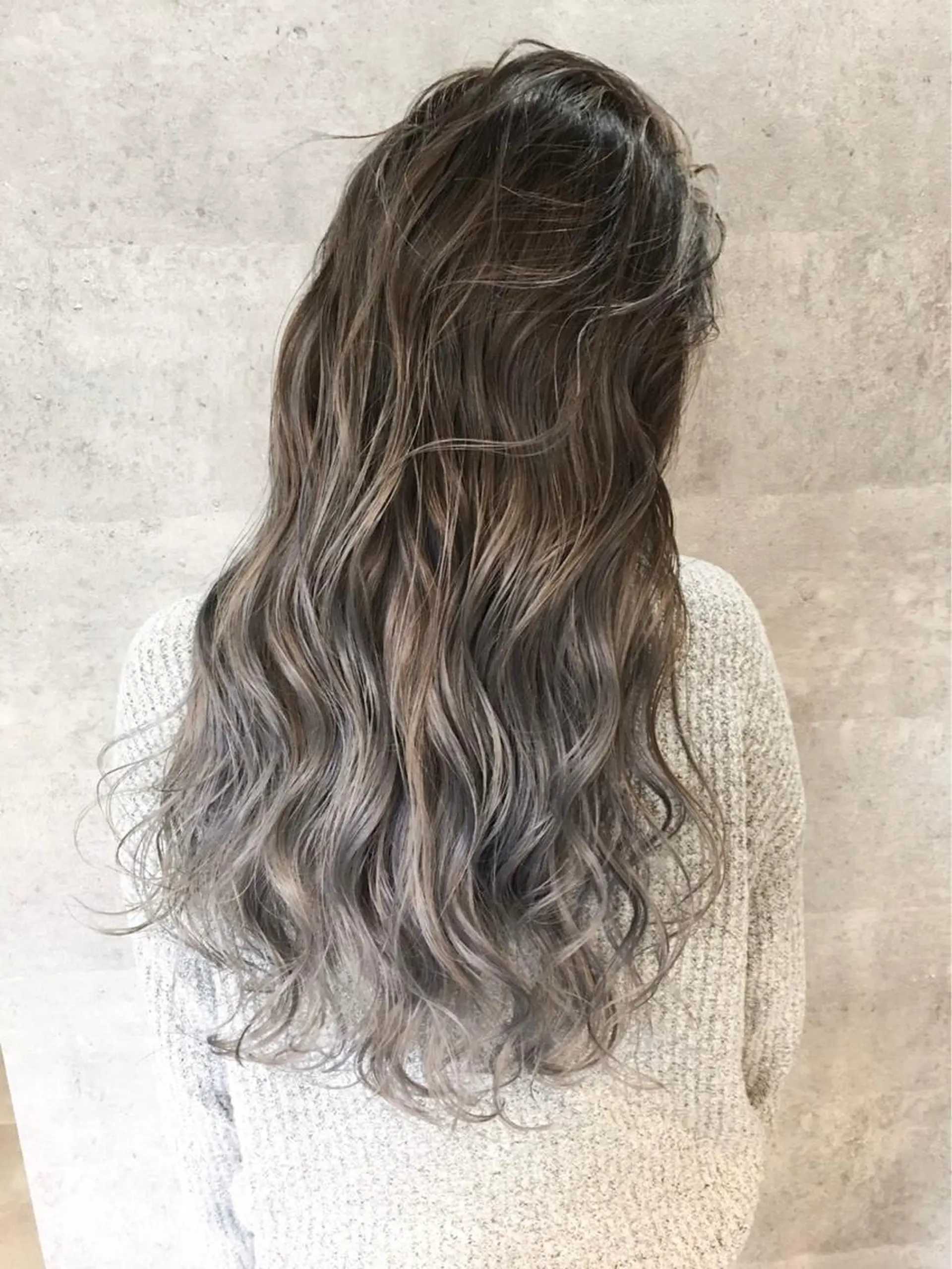 ロング ヘアカラー トリートメント KYOKO 【Bear】のヘアスタイル