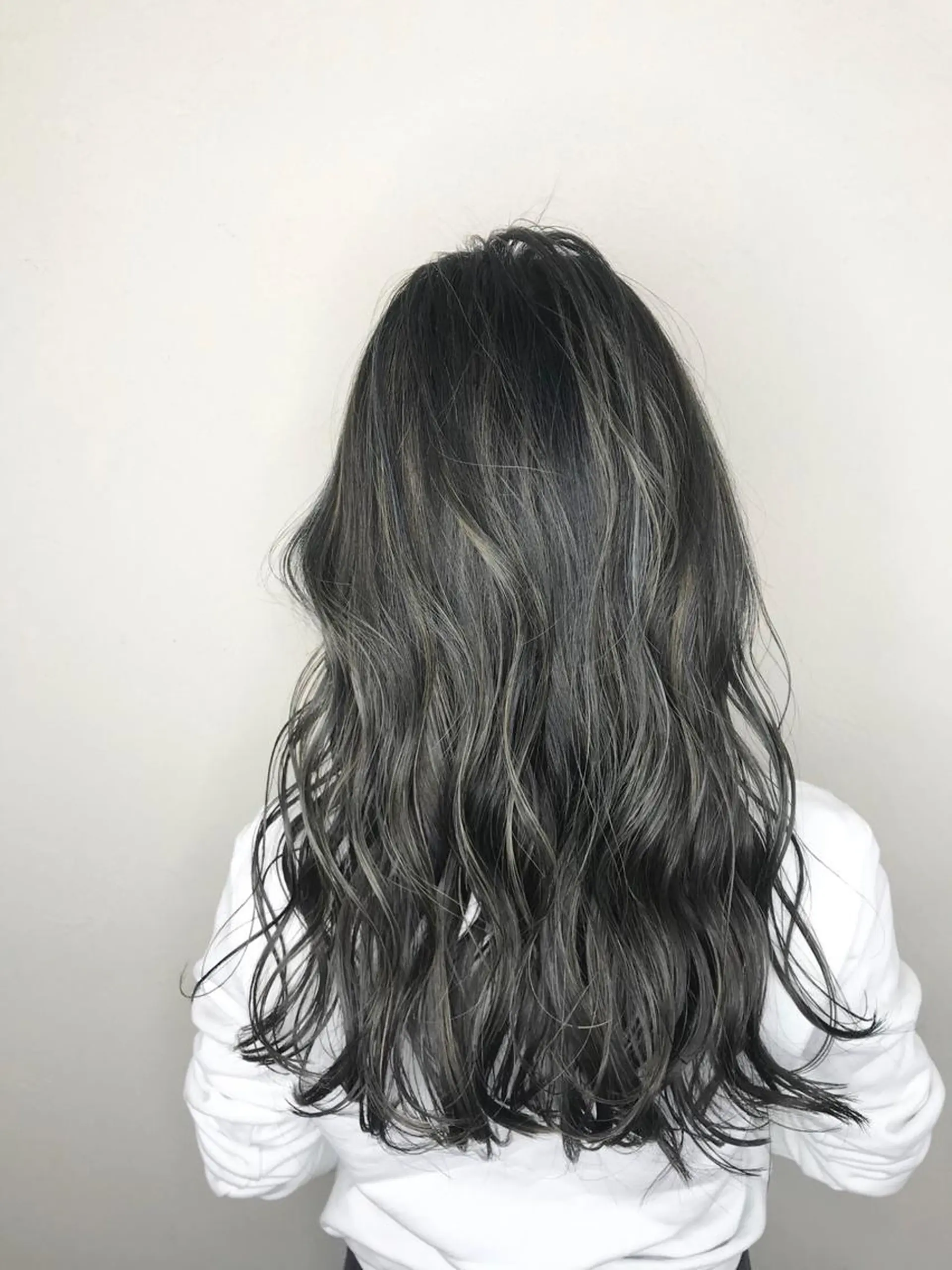ロング 吉河 克則のヘアスタイル