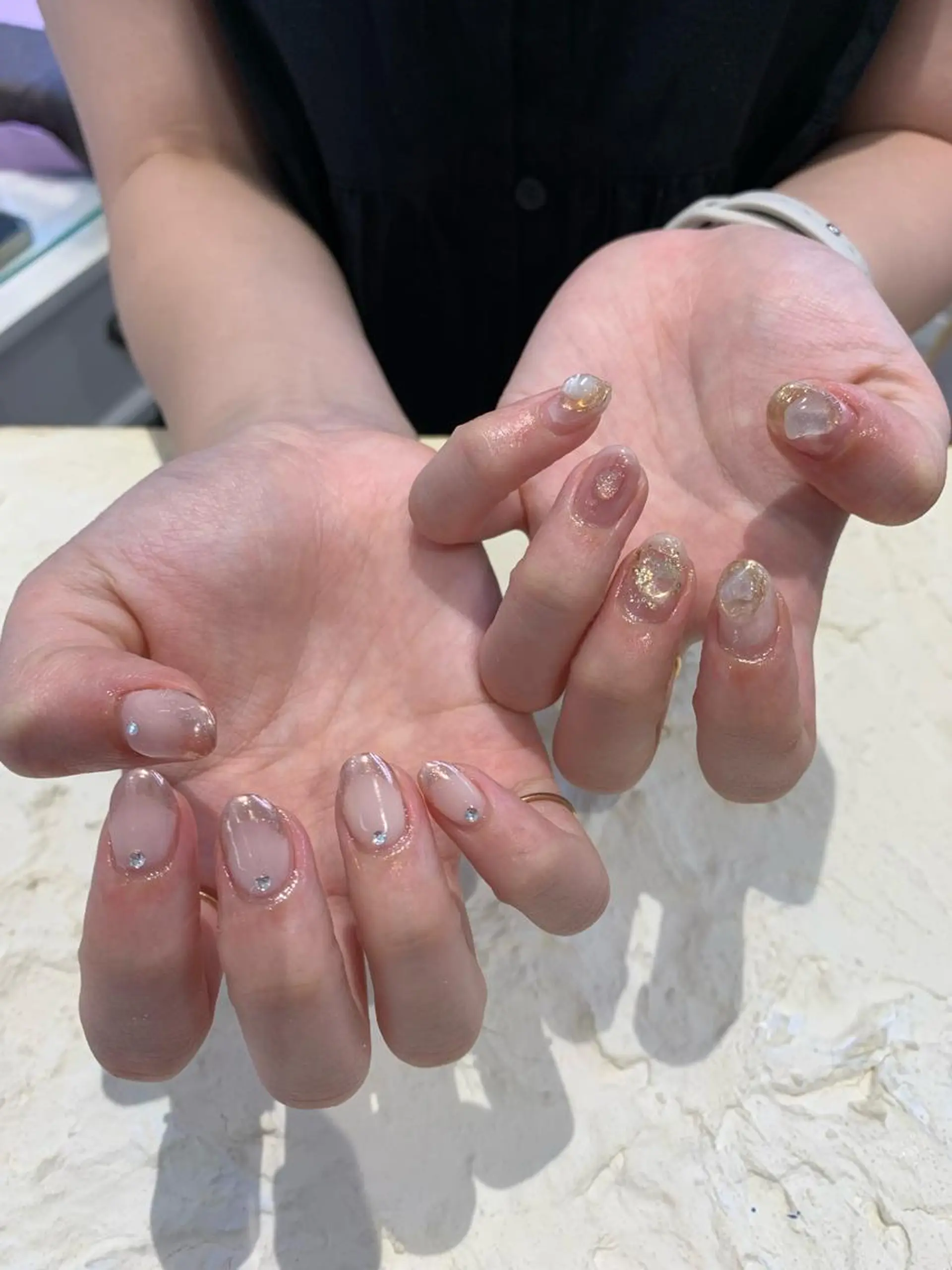 ネイル フレンチネイル ミラーネイル ぷっくりネイル マキノ ユイのネイルデザイン