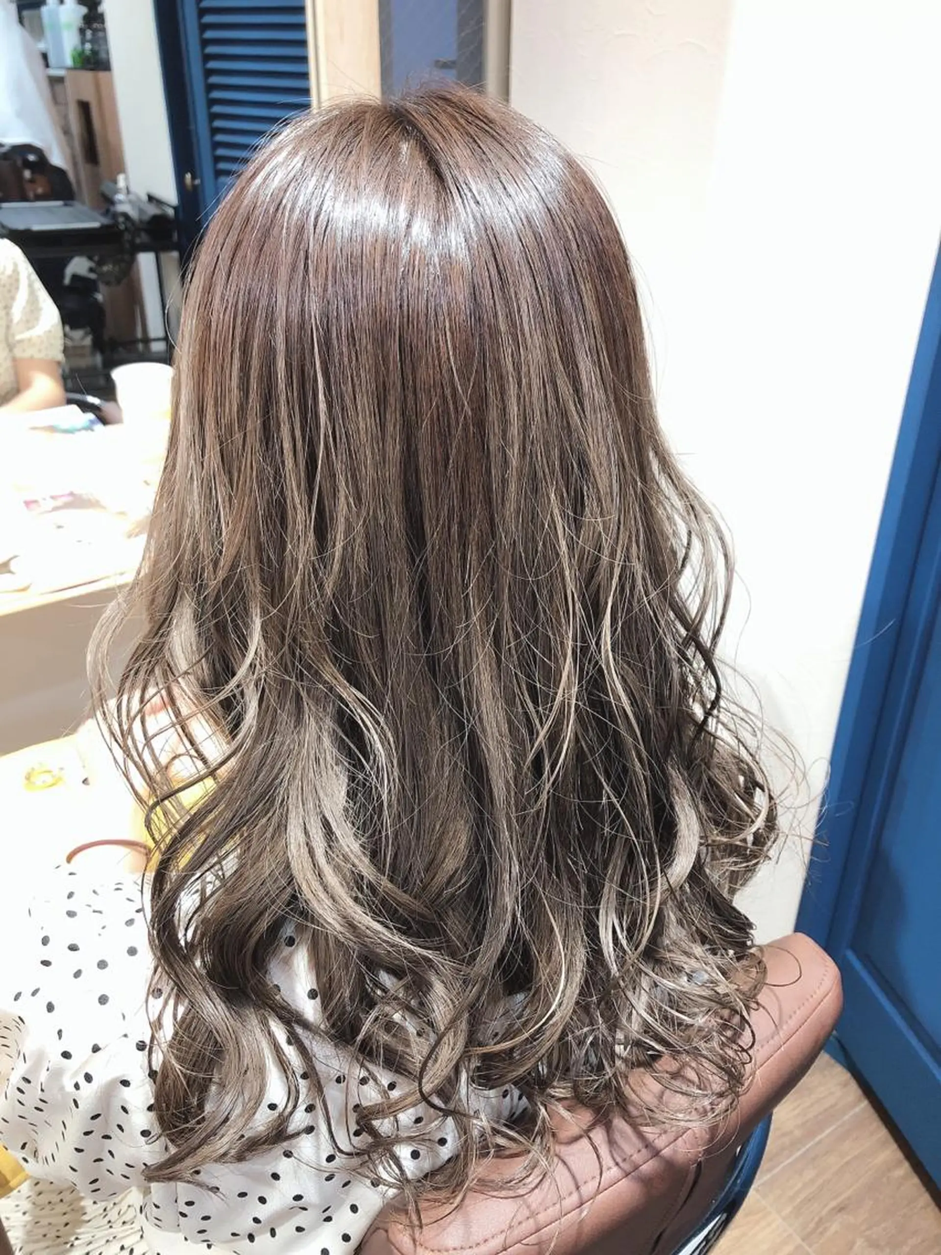 セミロング カラー カット ヘアカラー トリートメント 浦山 和之のヘアスタイル