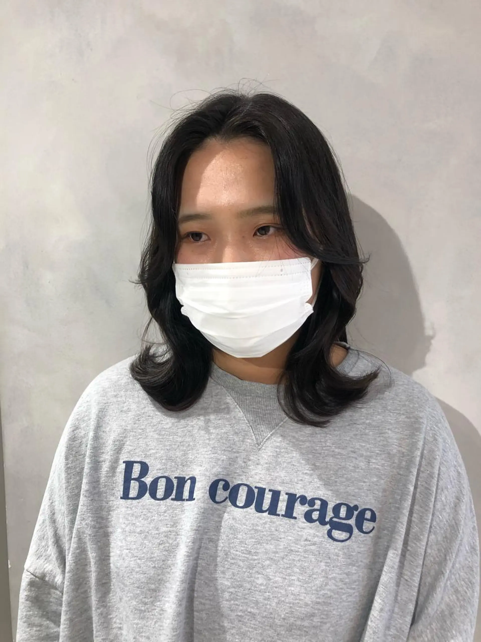 ミディアム くびれヘア 韓国風ヘア ❤︎︎韓国ヘア❤︎︎ 𝑺𝒉𝒊𝒉𝒐のヘアスタイル