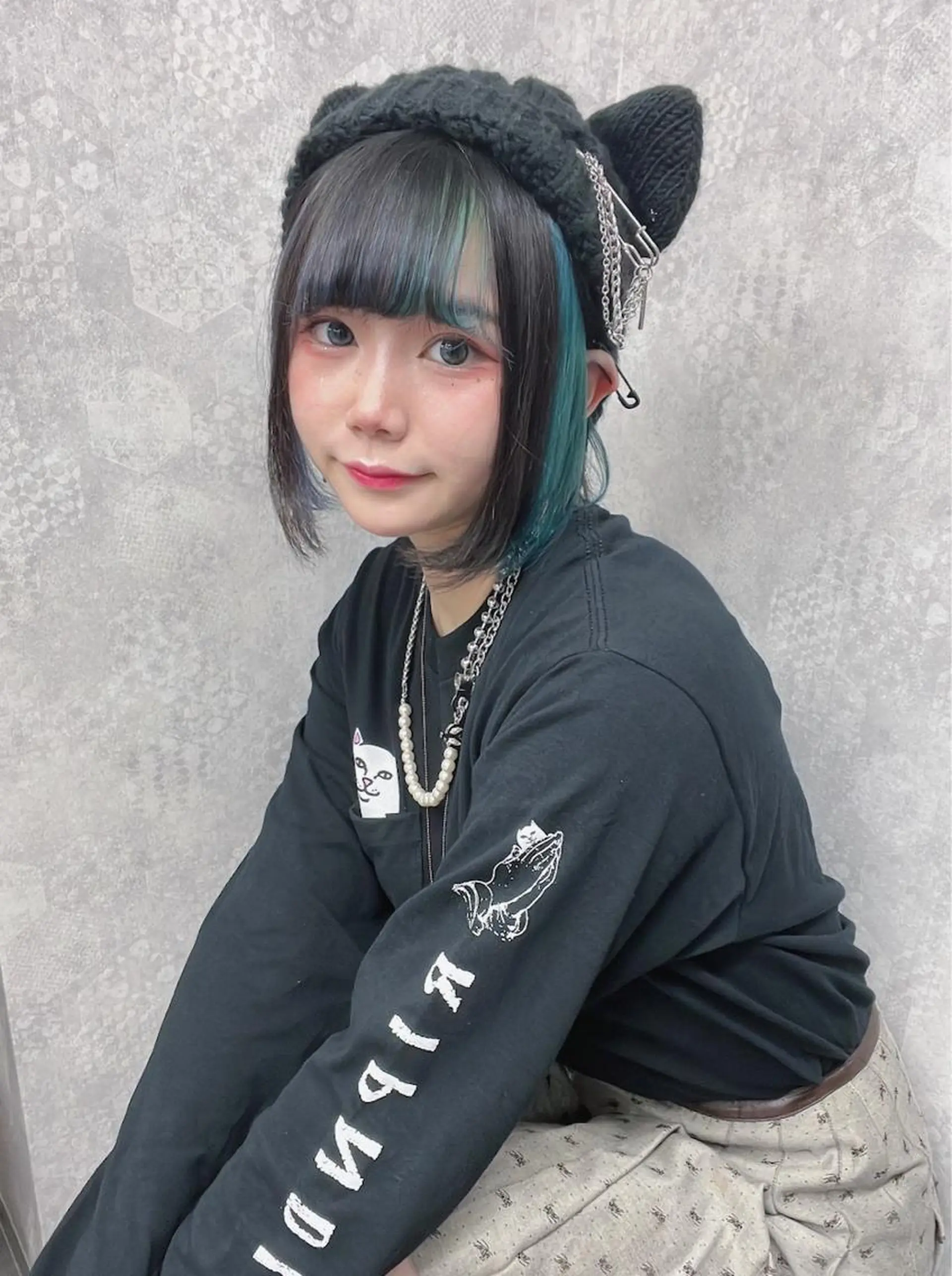 ミディアム カラー ヘアアレンジ 韓国レイヤーカット/ 儚げカラーチナツのヘアスタイル