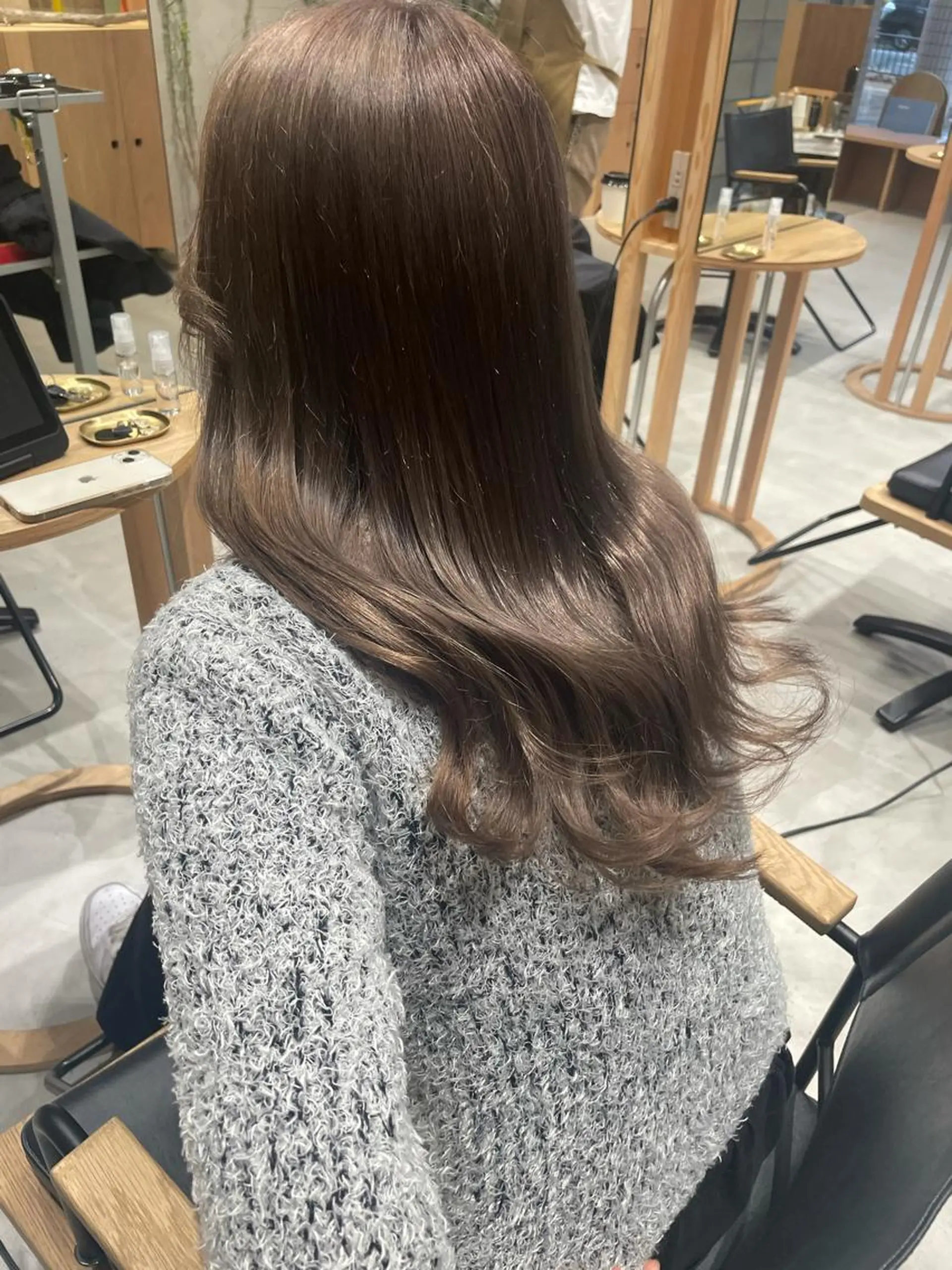 カラー wewe: momoeのヘアスタイル