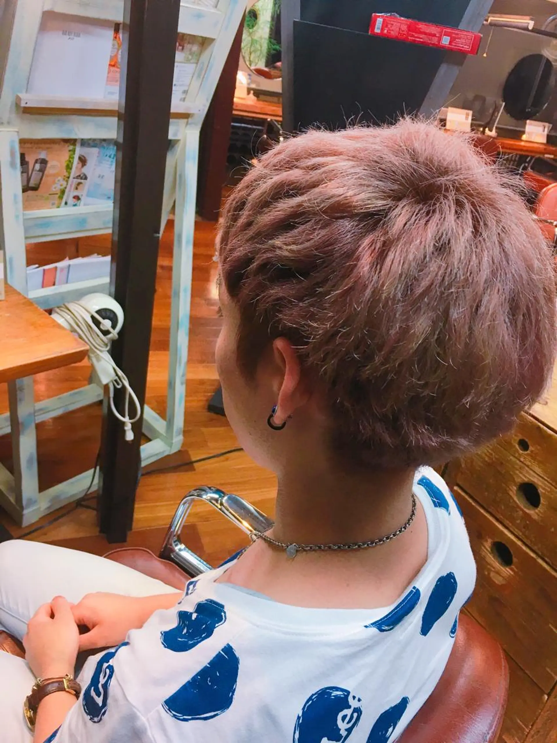 カラー ピンクカラー NAGONSTYLE 高塩知輝のヘアスタイル