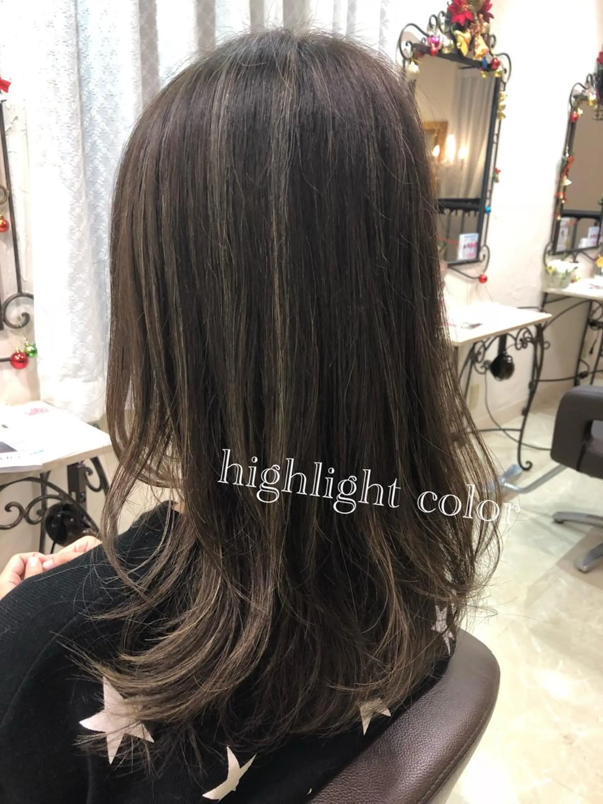 ミディアム カラー ハイライトカラー ハイライト RUMéL 🌙YUIのマツエク・マツパデザイン