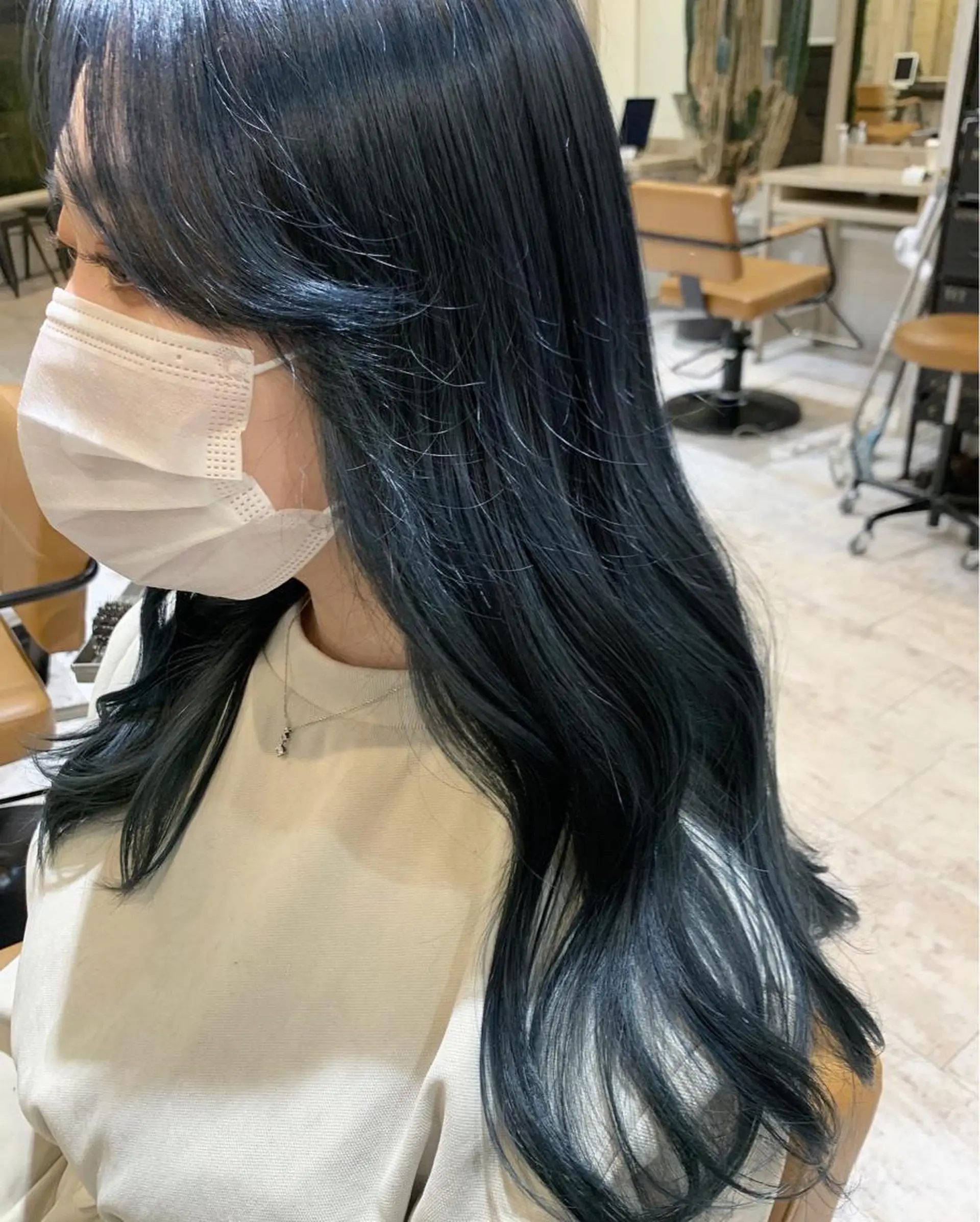 カラー ヤマダ サクラのヘアスタイル