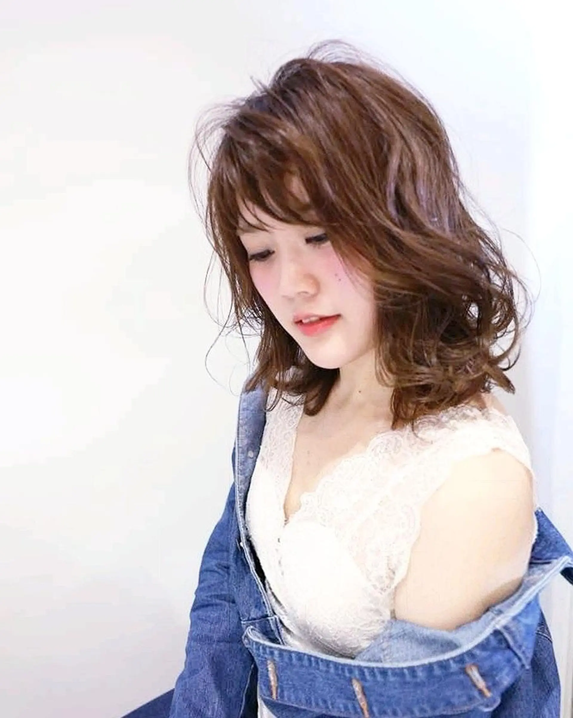 ミディアム カラー パーマ ヘアアレンジ ブリーチ/ヘアケア/ 艶髪/イギチハルのヘアスタイル