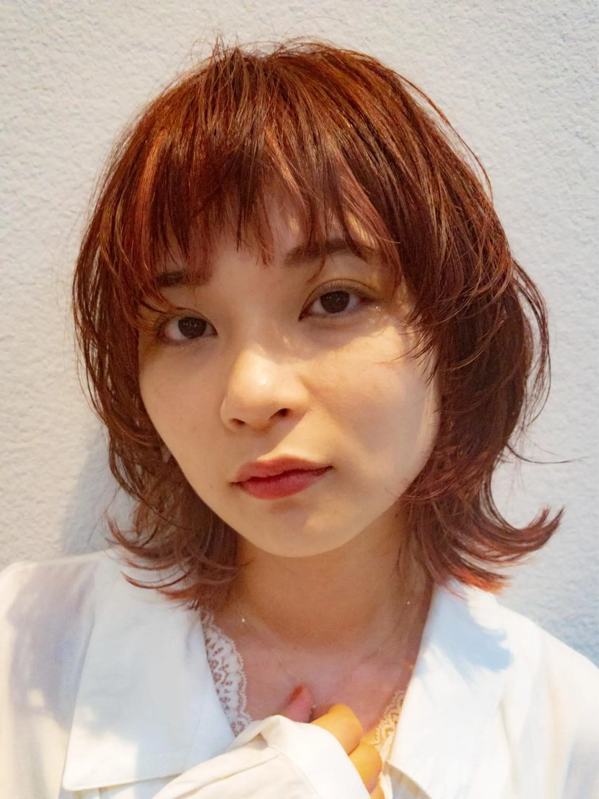 ショート カラー オレンジ オレンジピンク ピンクカラー ウルフカット 小酒井 智洋のヘアスタイル