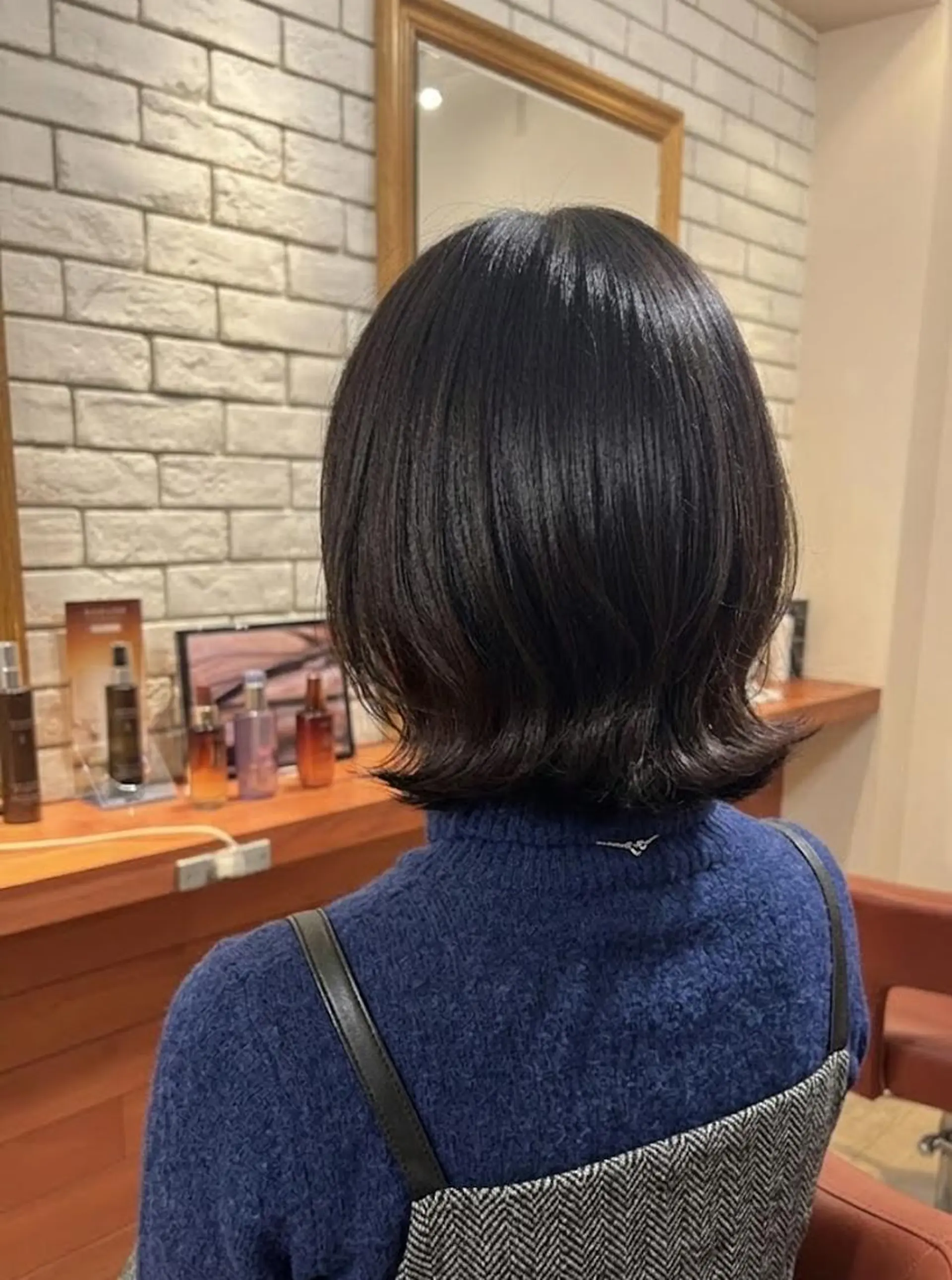 ミディアム ボブ 小顔カット 外ハネヘア カット トリートメント ヘッドスパ flencia 丸 和博｜カットのヘアスタイル