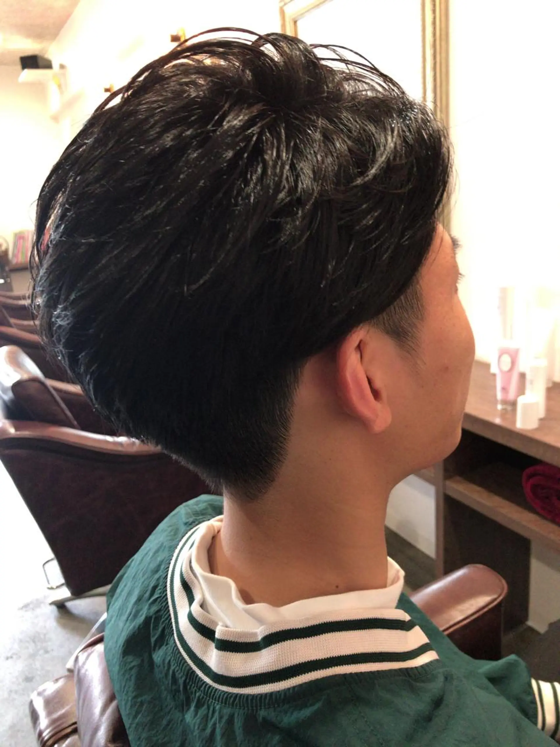 ショート パーマ レイヤーカット匠 イソザキノリユキのヘアスタイル