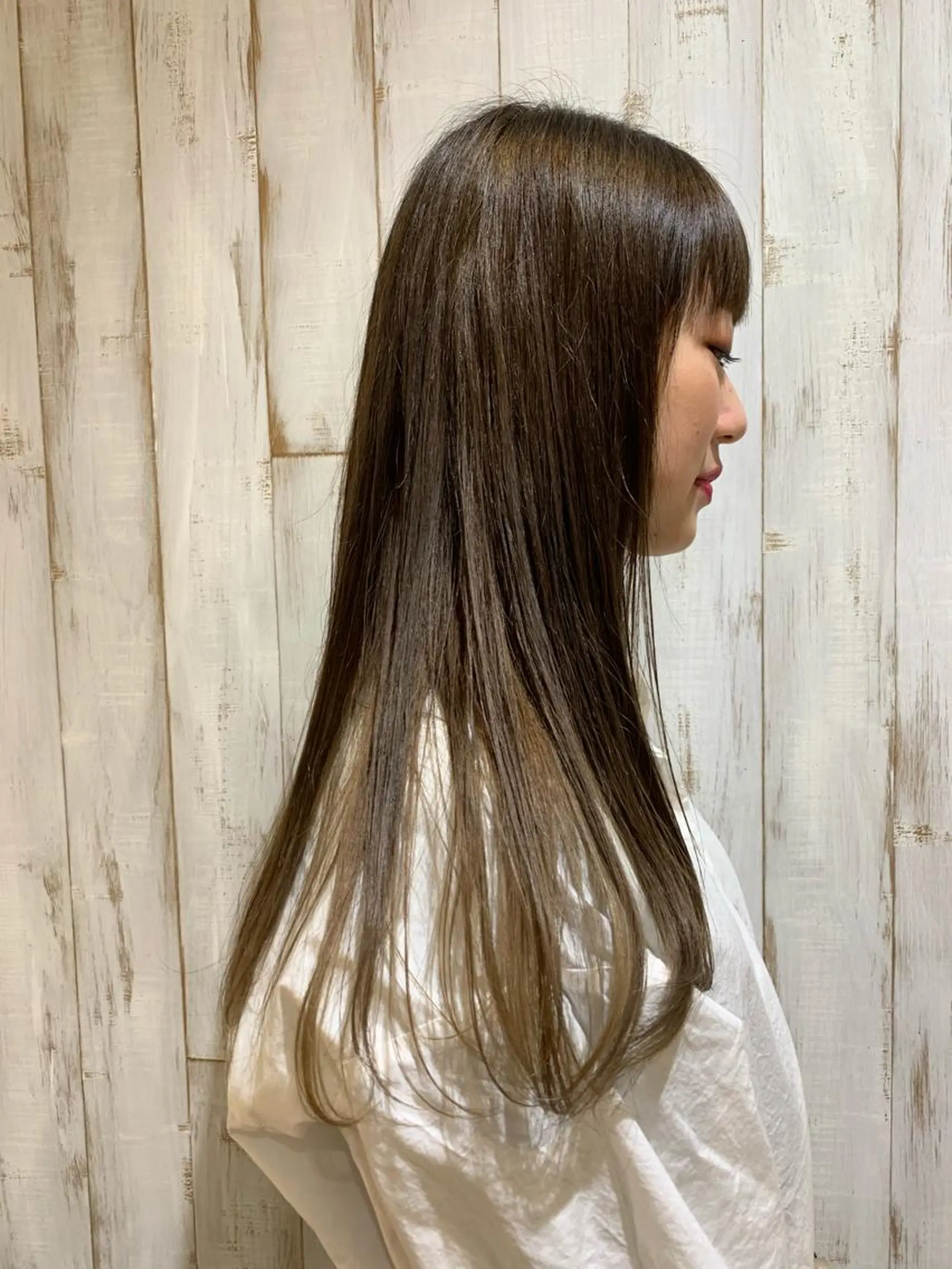 ロング カラー ベージュカラー 鈴木 まりやのヘアスタイル