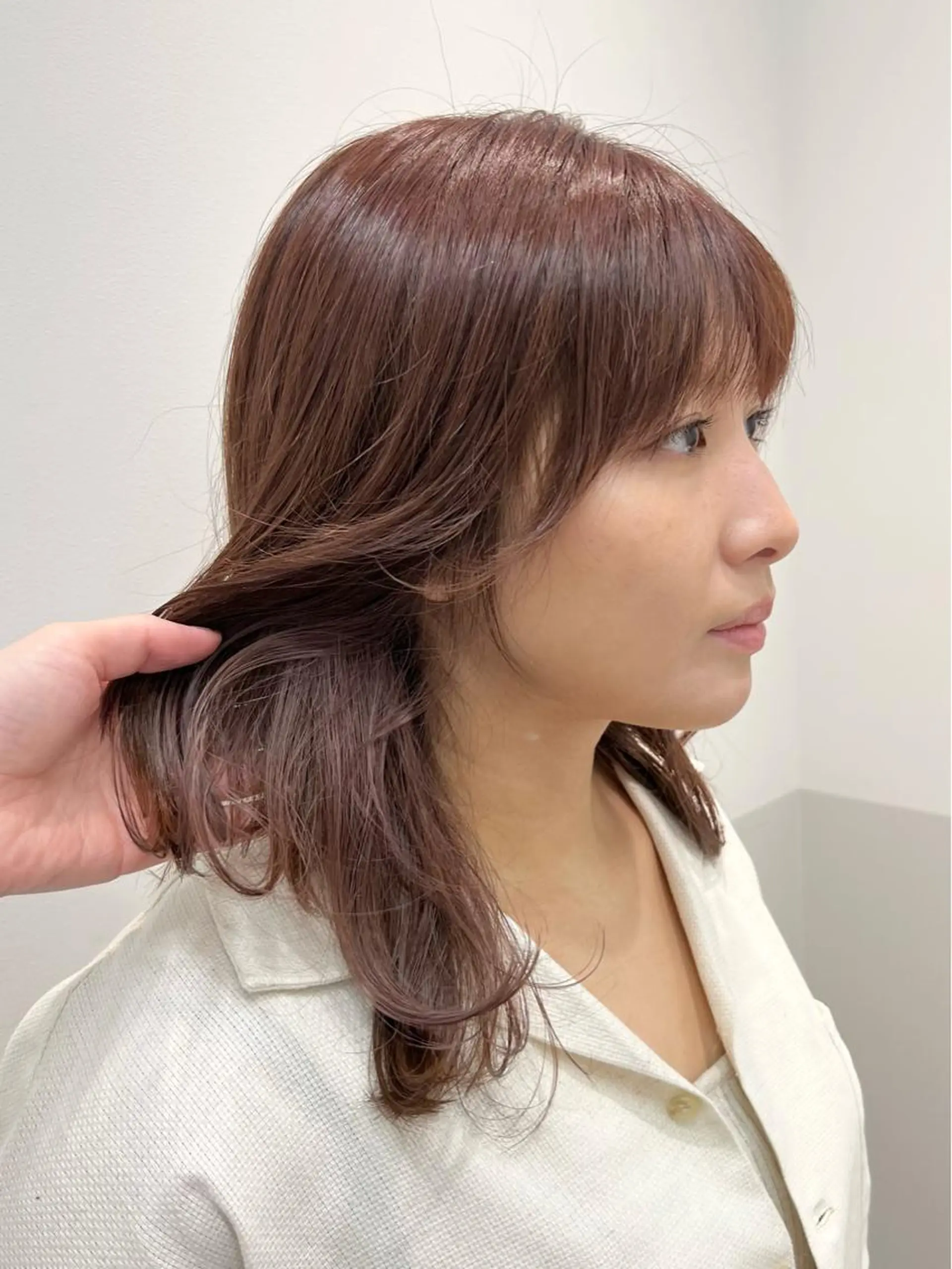 ミディアム カラー ベージュカラー インナーカラー ピンクカラー カット ヘアカラー 似合わせレイヤー/ 美髪縮毛矯正/ミナエのヘアスタイル