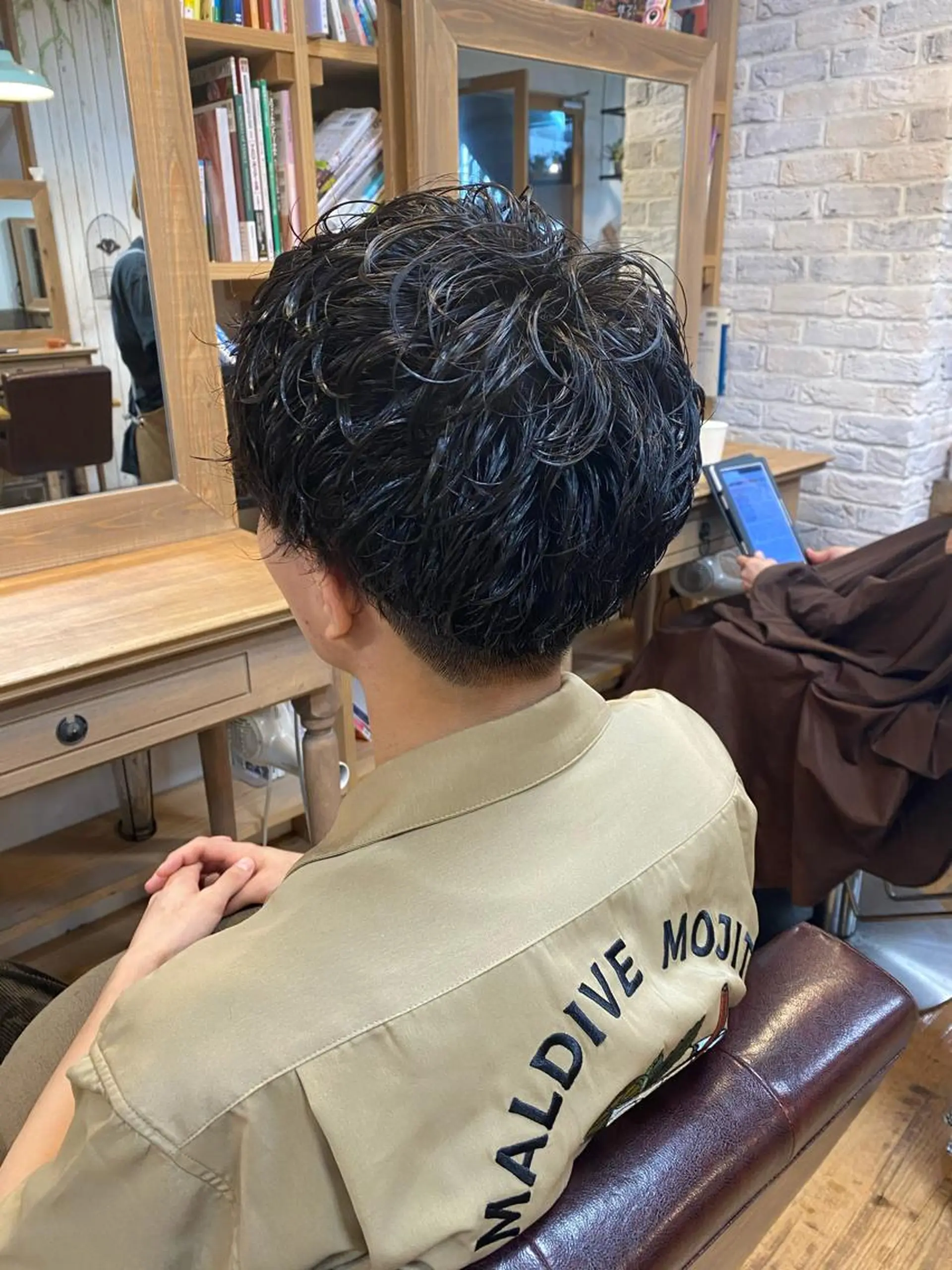 パーマ メンズ re naのヘアスタイル