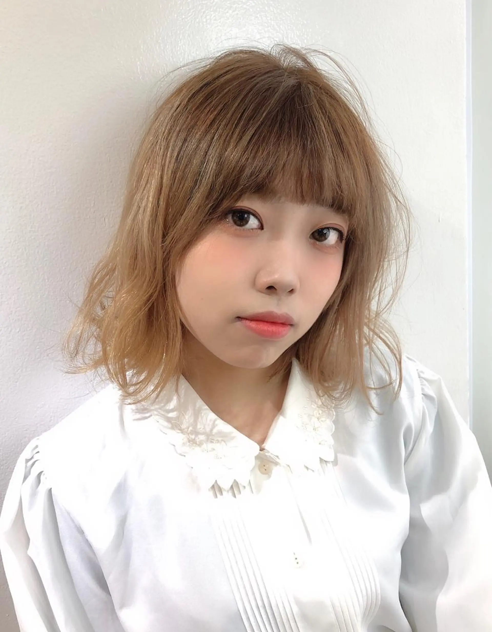 ミディアム カラー ハイトーンカラー 過去一の柔髪ヘア 🌿einshairのヘアスタイル