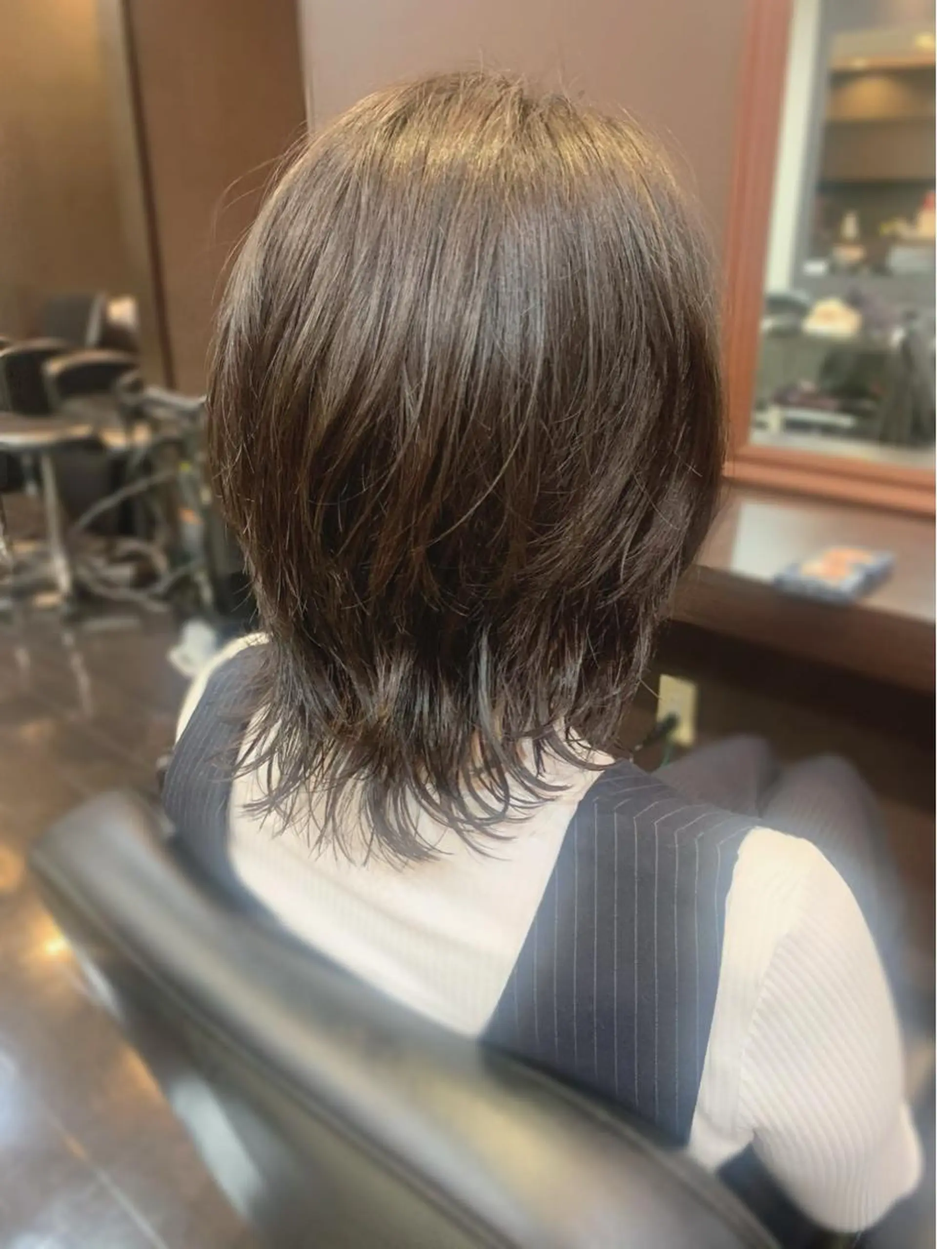 ミディアム パーマ ミディアムパーマ ボブ くびれヘア 外ハネヘア カット パーマ 藤本 麻衣のヘアスタイル