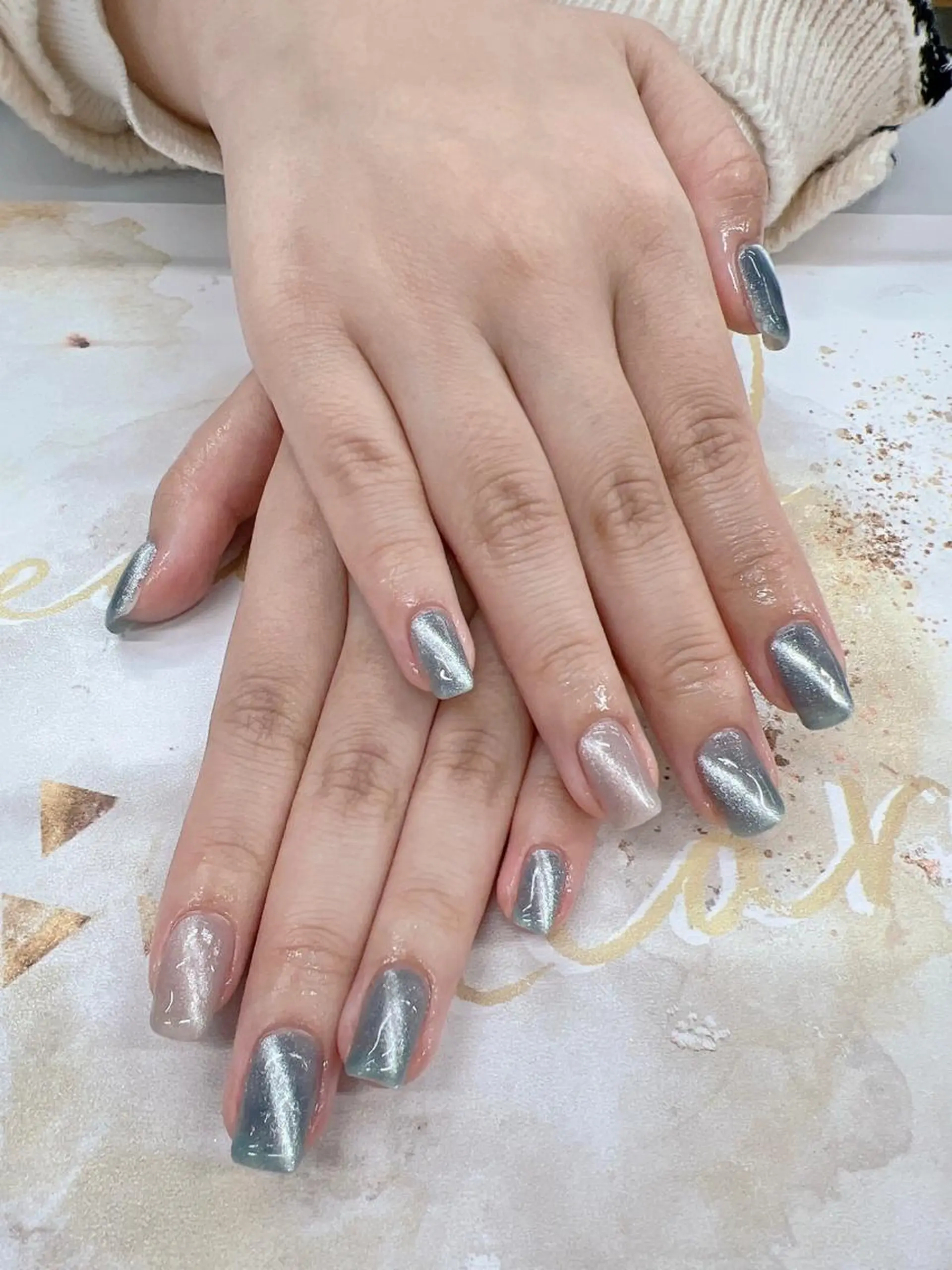 ネイル マグネットネイル Romine アイラッシュ&ネイルのマツエク・マツパデザイン