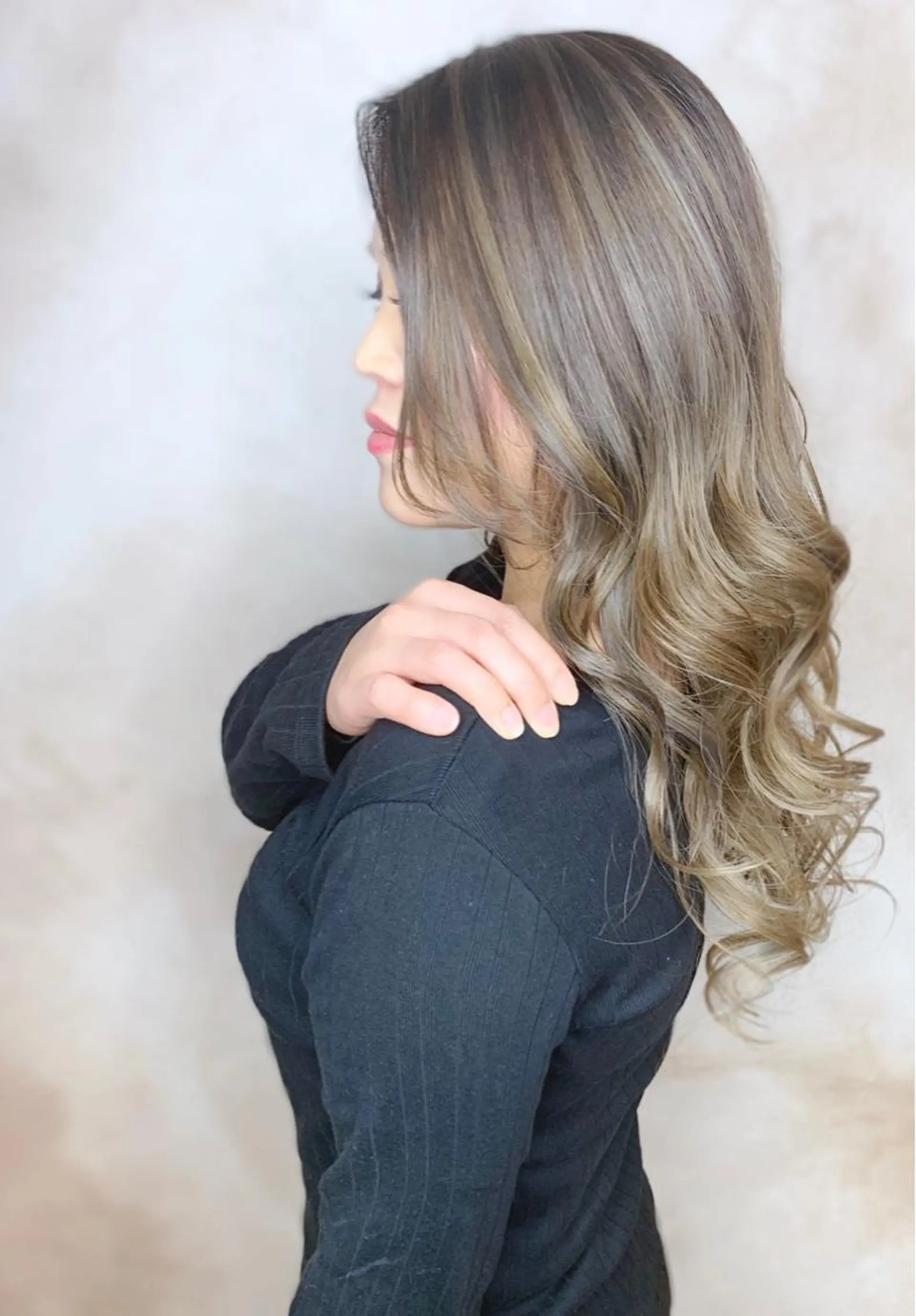 ロング カラー バレイヤージュ グラデーションカラー レイヤーカット カット ヘアカラー 🤍デザインカラー 特化🤍HIROのヘアスタイル