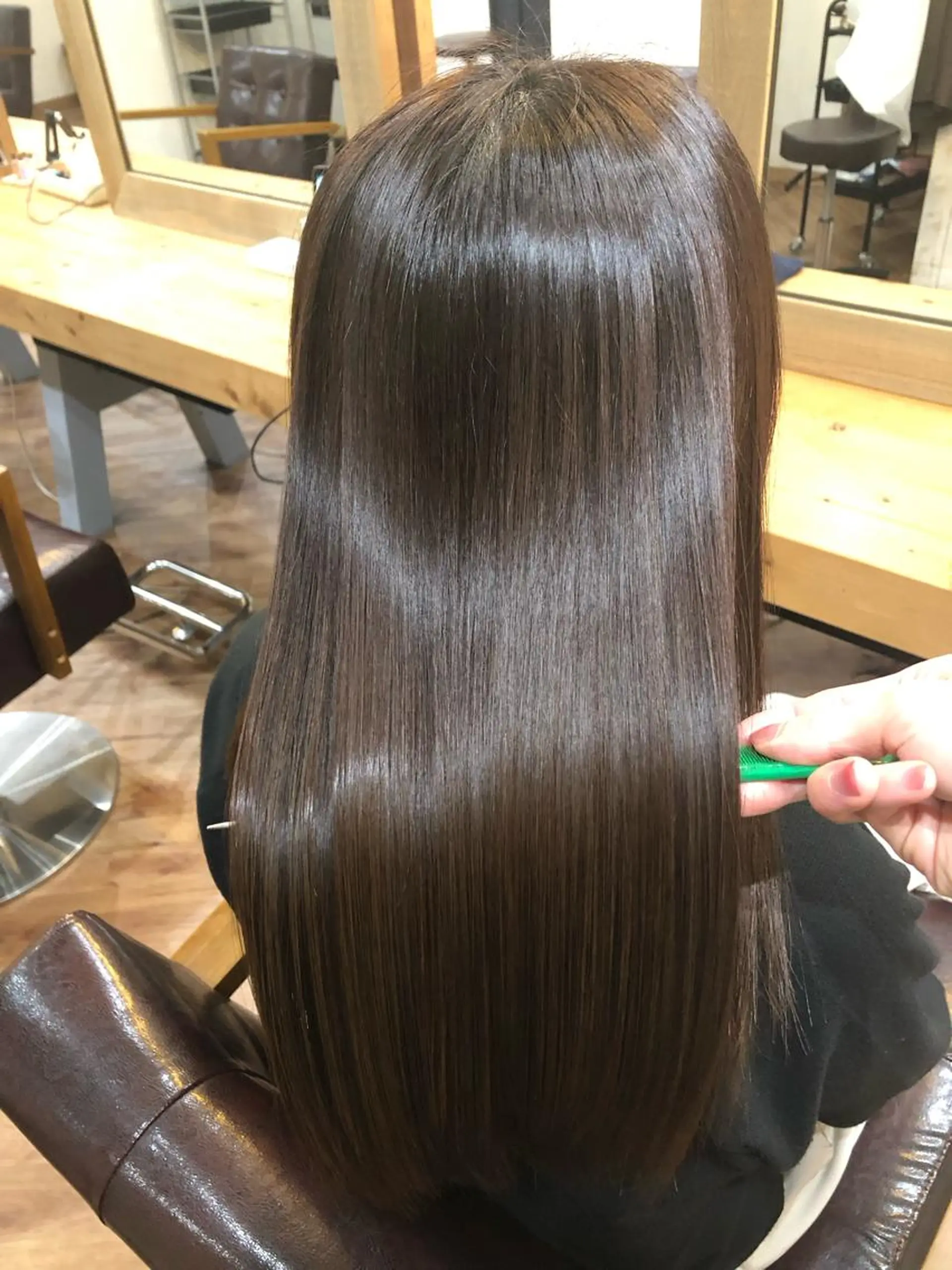 ロング 縮毛矯正/髪質改善 予約はリクエストからのヘアスタイル