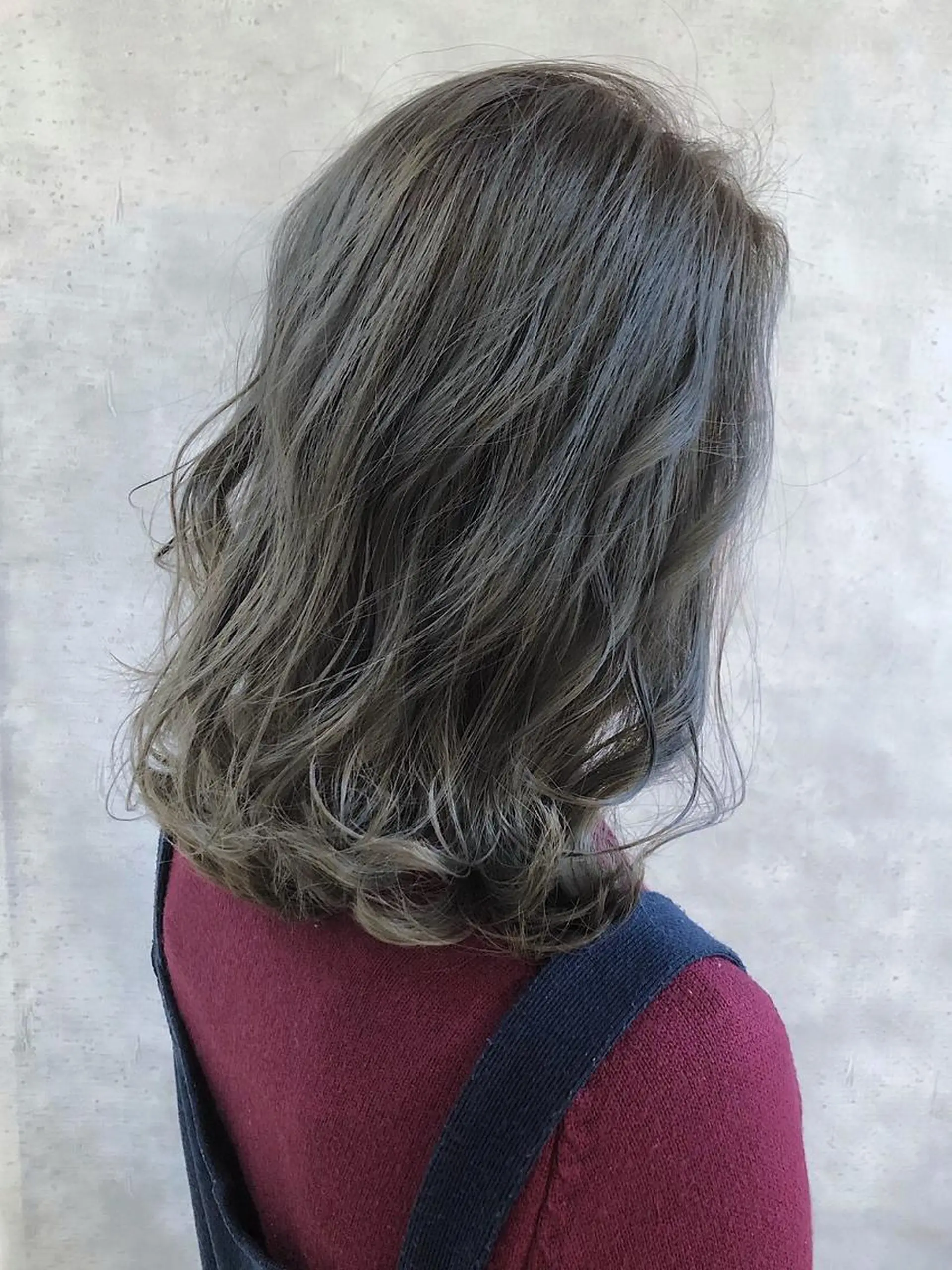 ミディアム カラー MOU namba ムウナンバのヘアスタイル