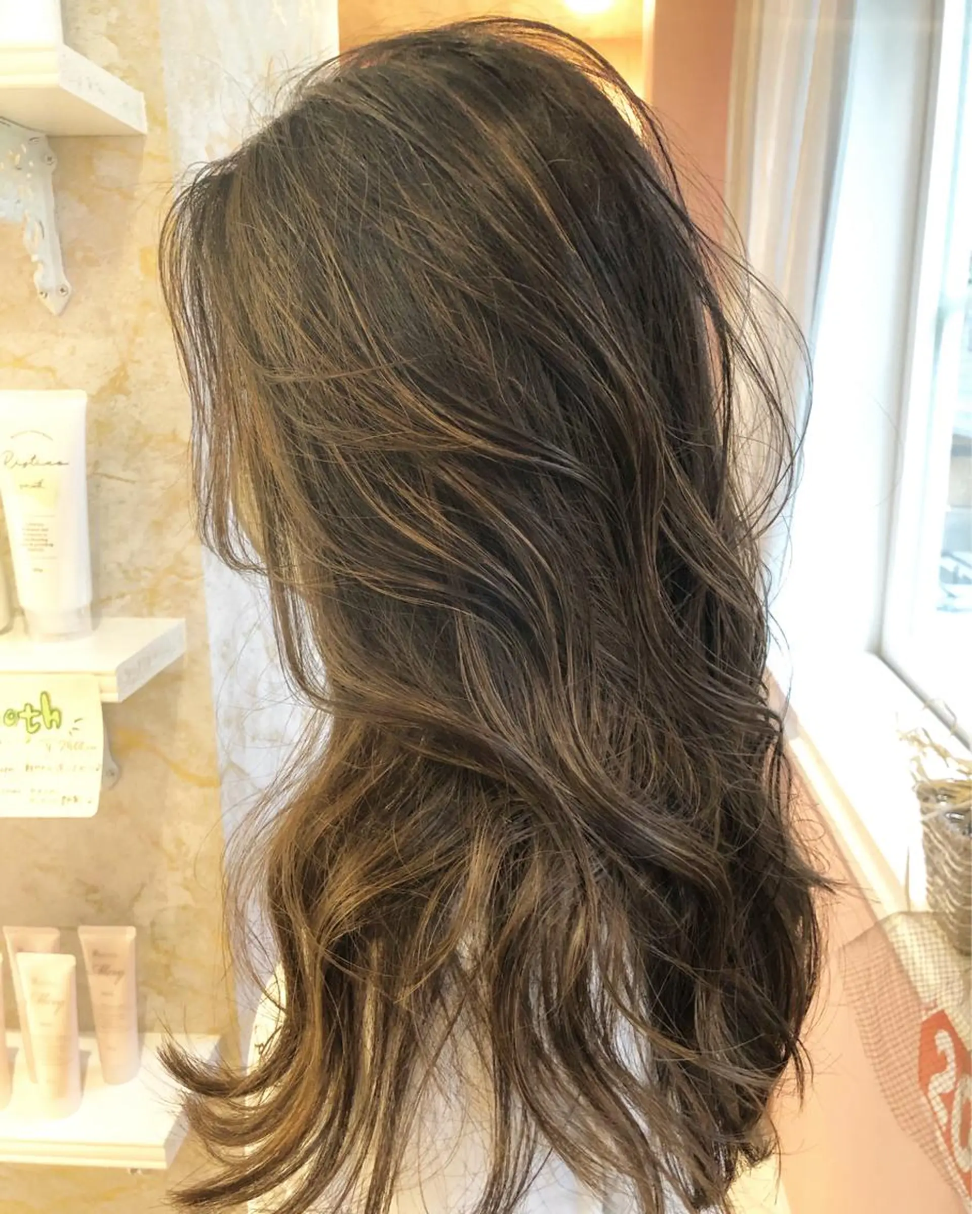 ロング TAKU 美容師のヘアスタイル
