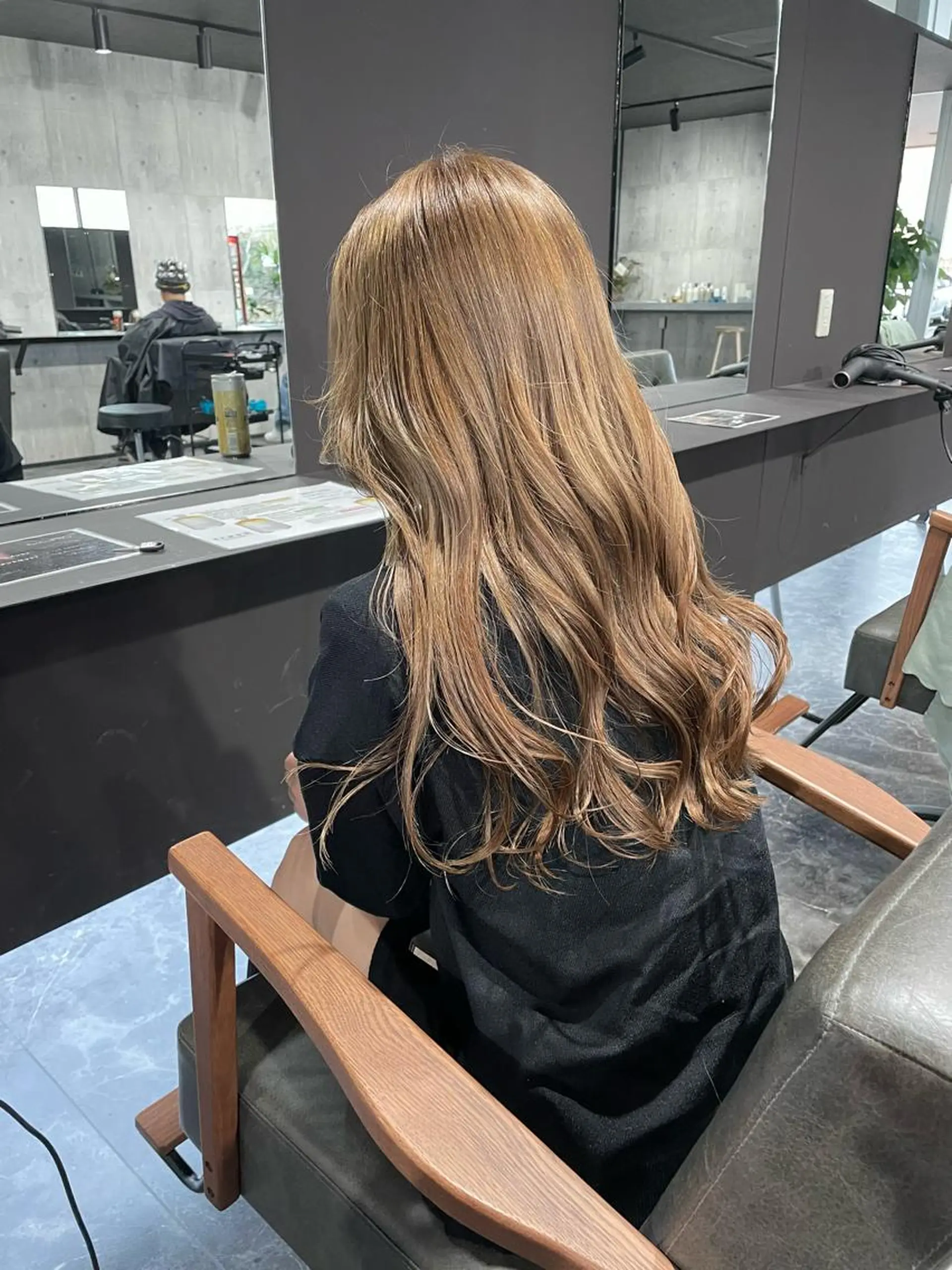 カラー ヘアカラー トリートメント olume(オルメ)所属・山田隆成/韓国カット バレ、ハイライト得意のヘアスタイル