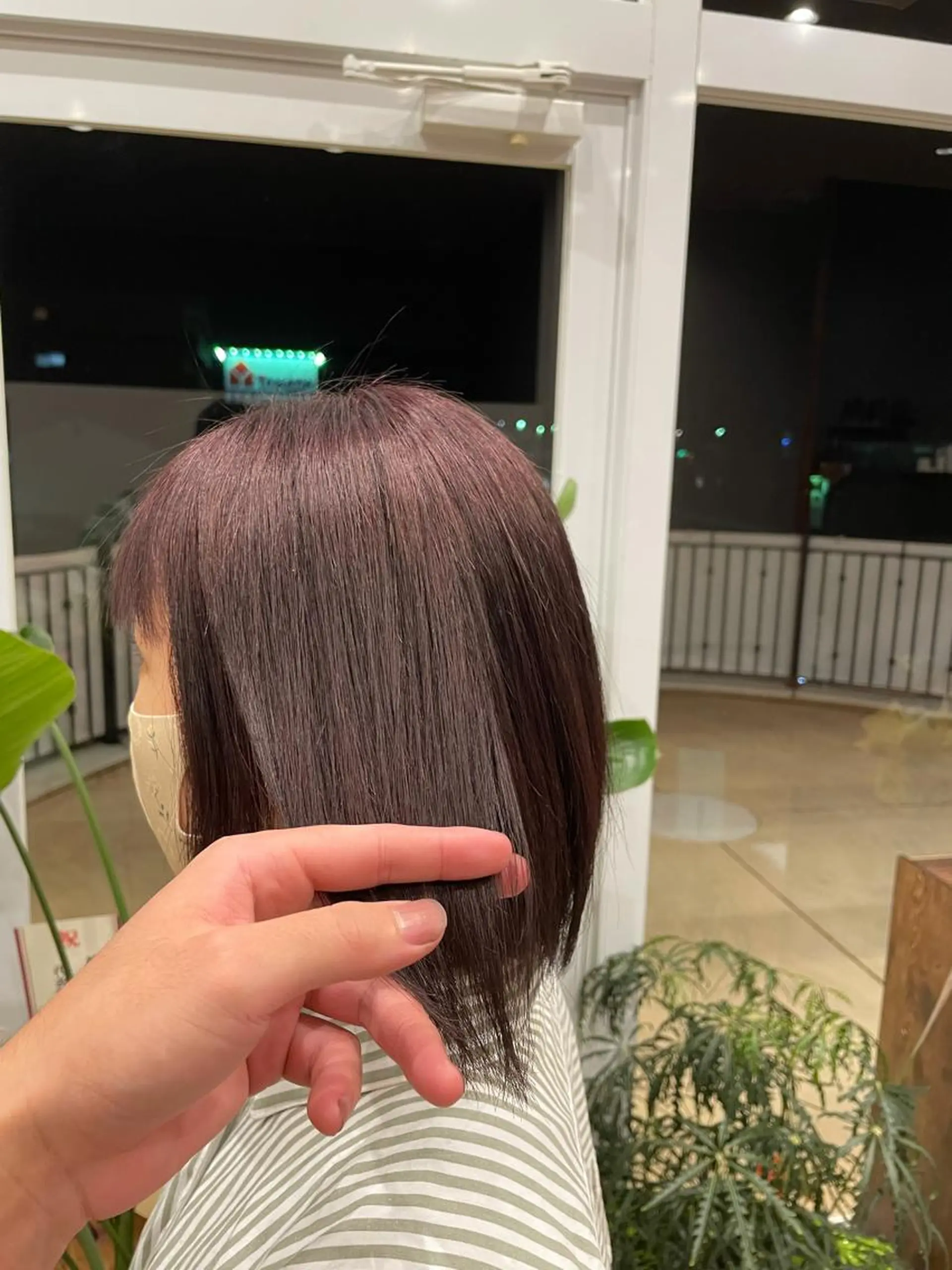 ミディアム カラー ブラウンカラー ラベンダーカラー ラベンダーブラウン カット ヘアカラー 鵜飼 真伍のヘアスタイル