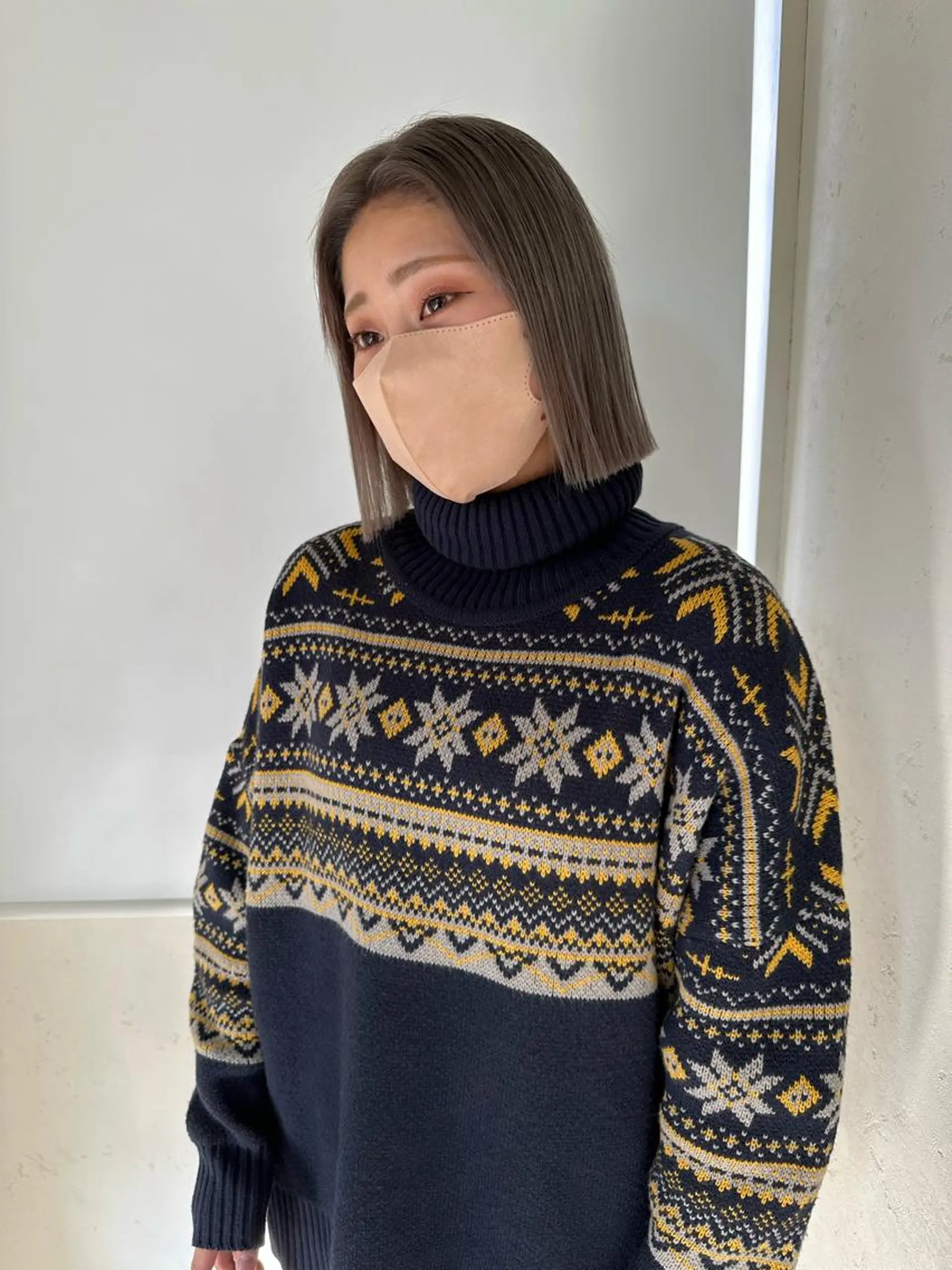 ショート カラー 前下がりボブ ショートボブ ベージュカラー ダブルカラー イヤリングカラー ➖石江 雷蔵➖のヘアスタイル