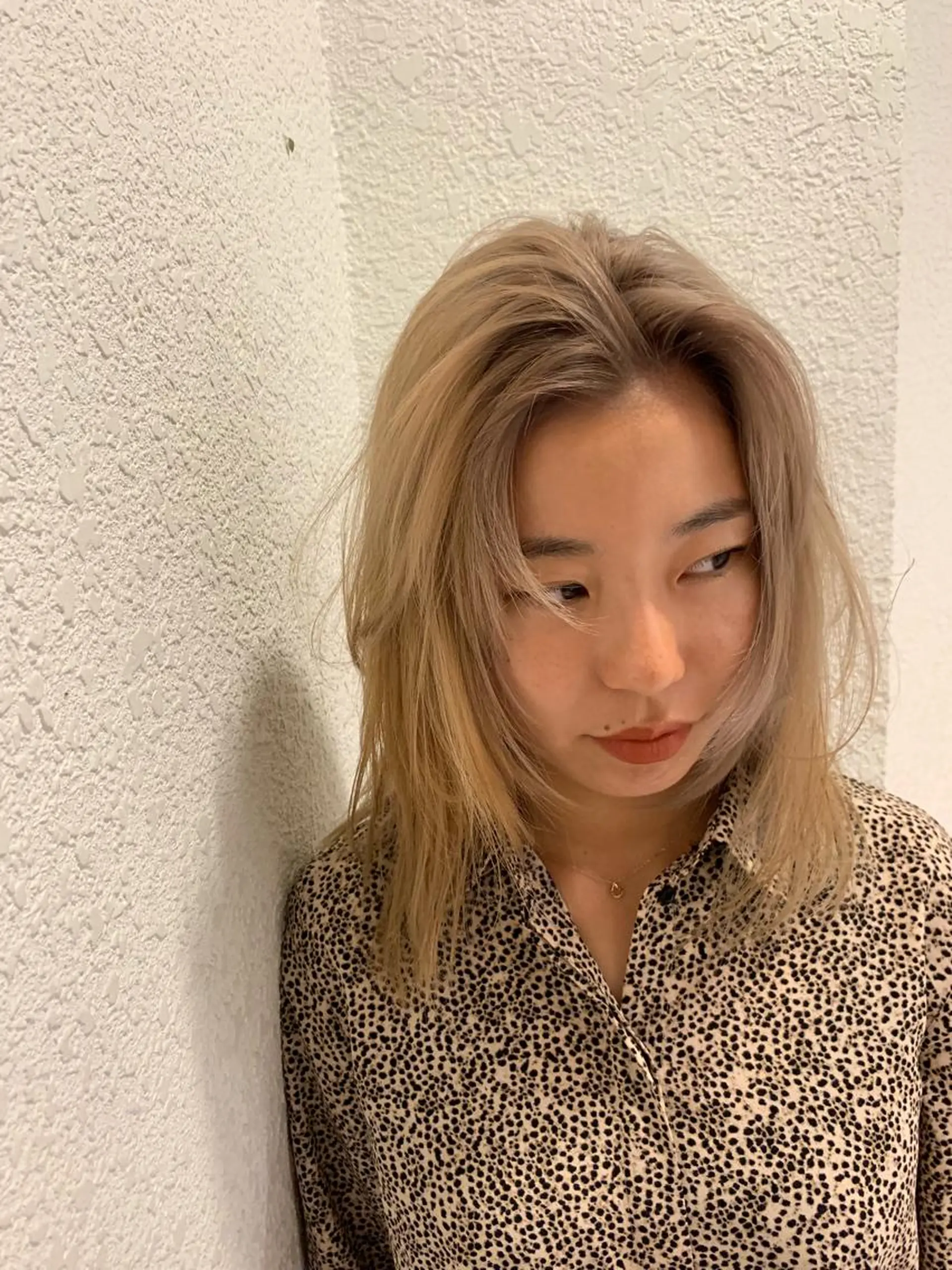 セミロング miu （ミユ）のヘアスタイル