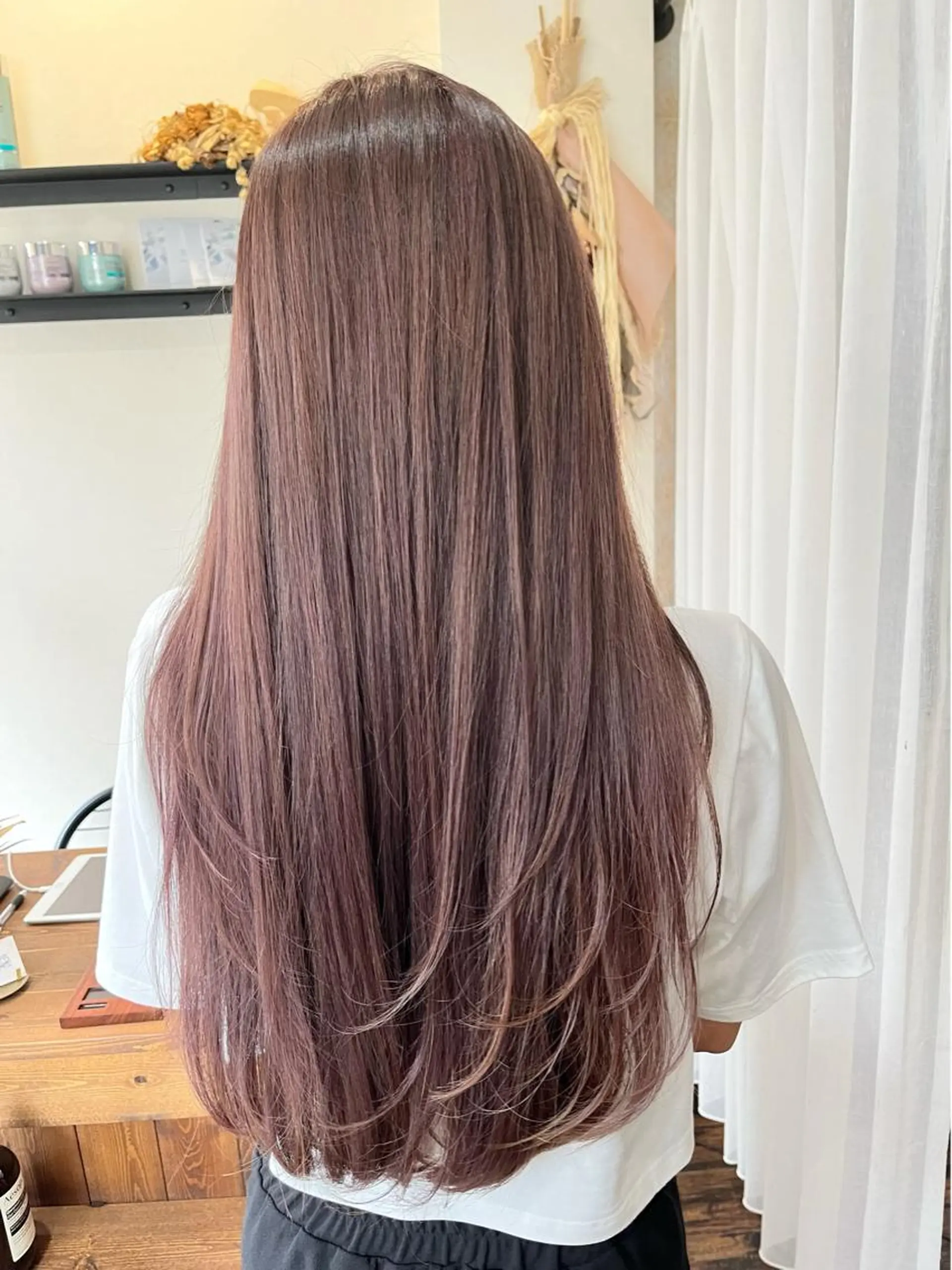 ロング カラー ブラウンカラー ピンクカラー ピンクブラウン Tsuyoki .のヘアスタイル