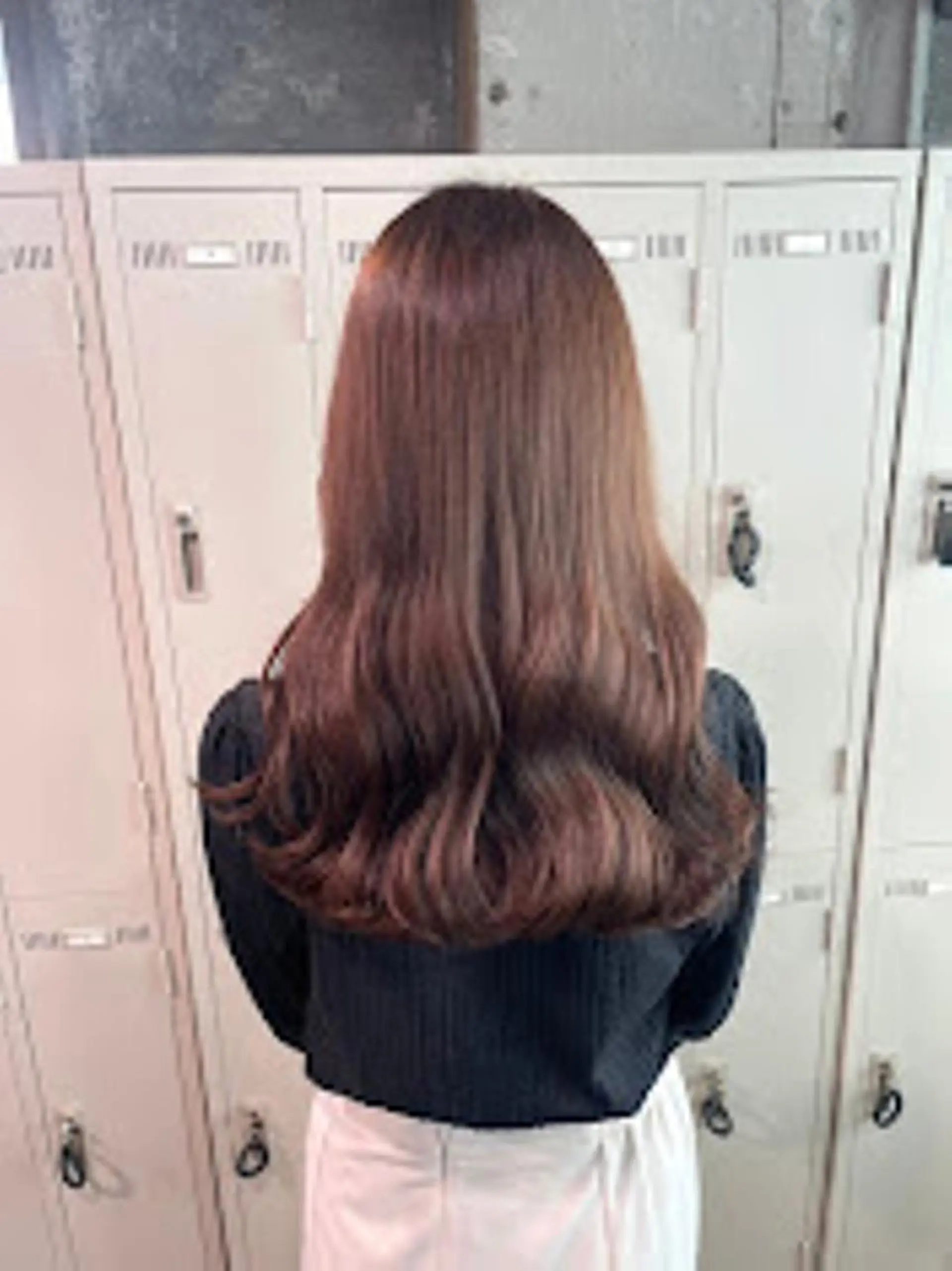 カラー 🪞SHE池袋 Official🪞のヘアスタイル