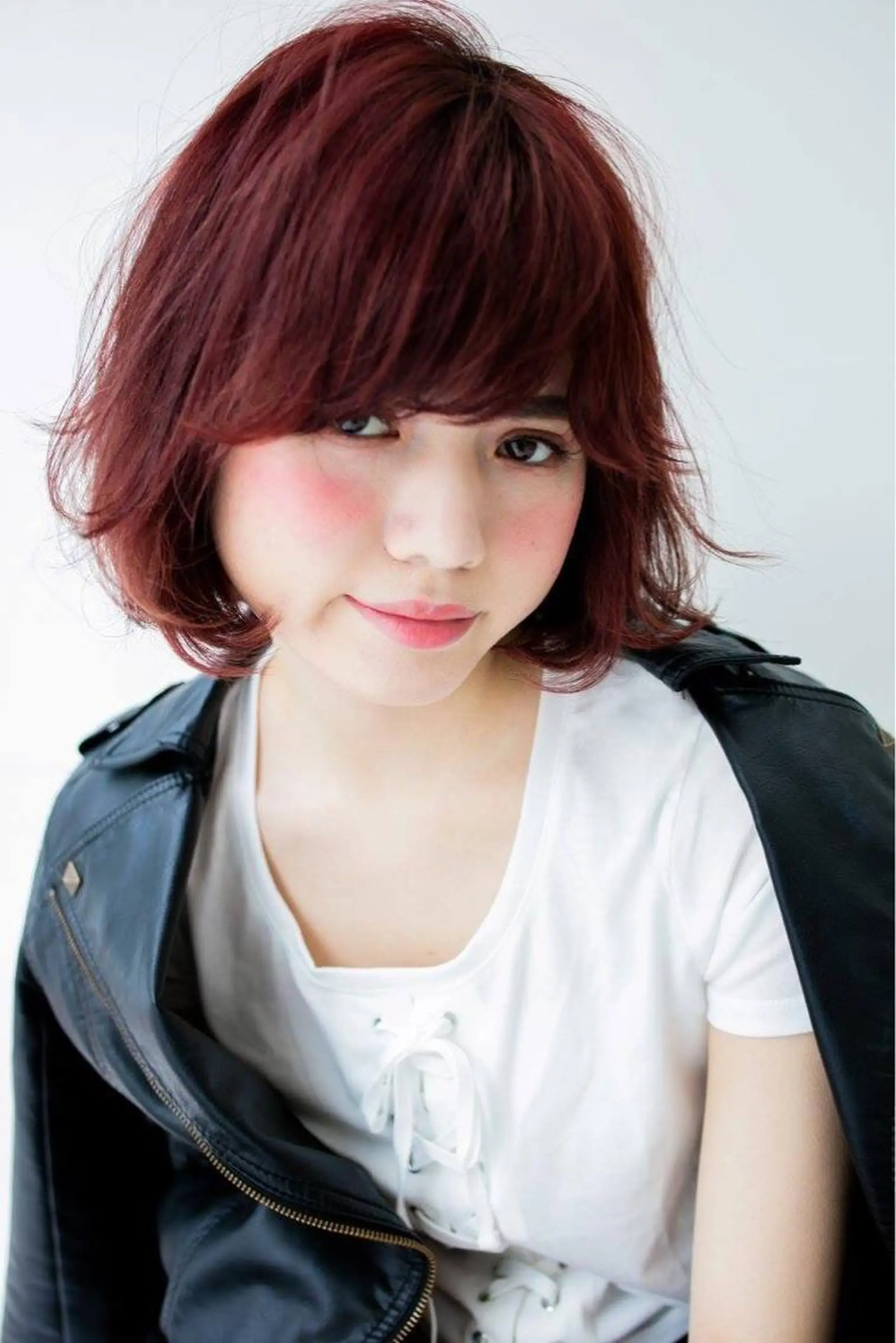 ショート ミディアム カラー 内藤 達也のヘアスタイル