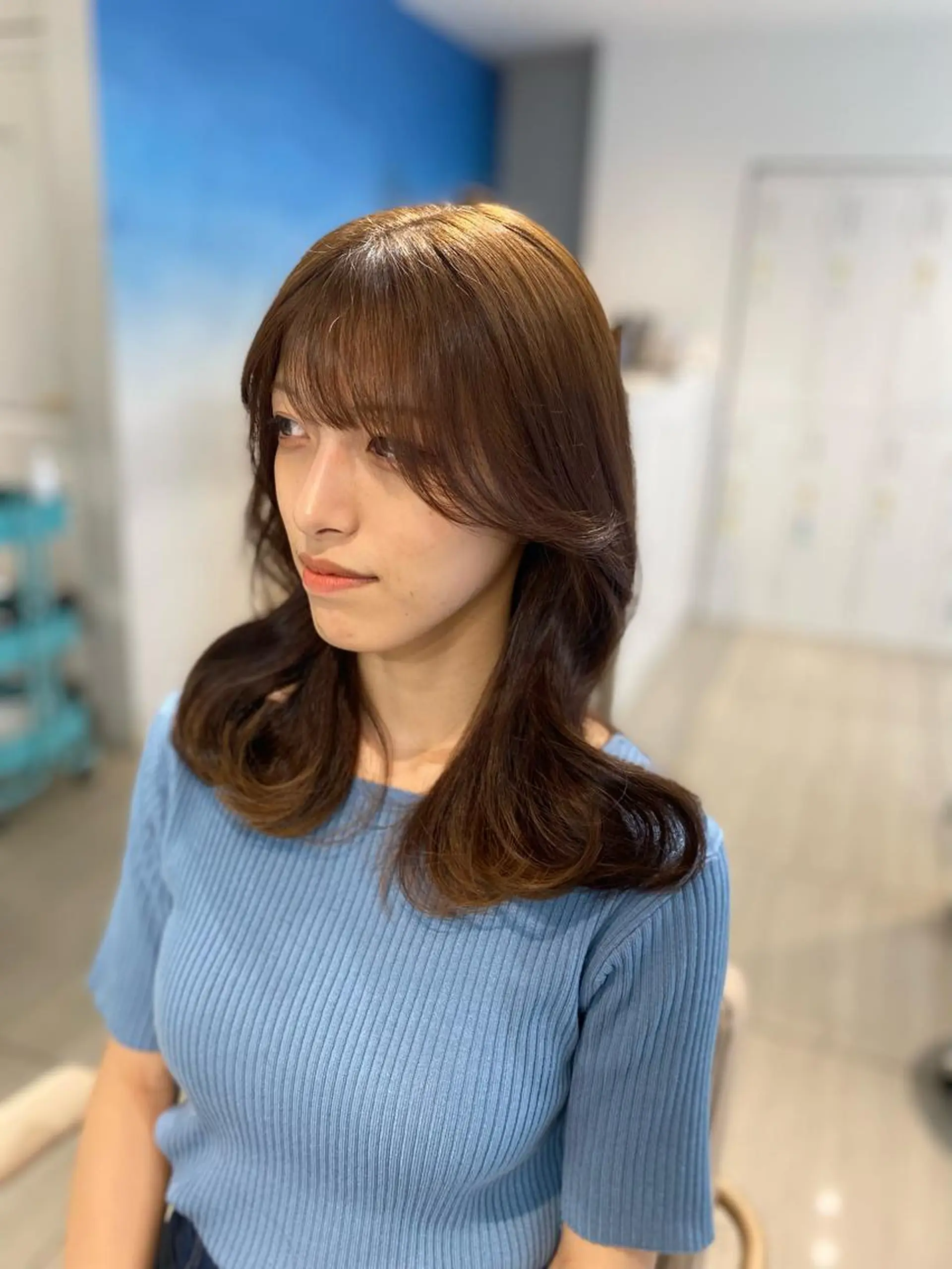 セミロング カラー アッシュ ベージュカラー 黒髪 ブリーチ ブルーカラー カット ヘアカラー トリートメント 韓国風レイヤーカット 💎髪質改善"yuiのヘアスタイル