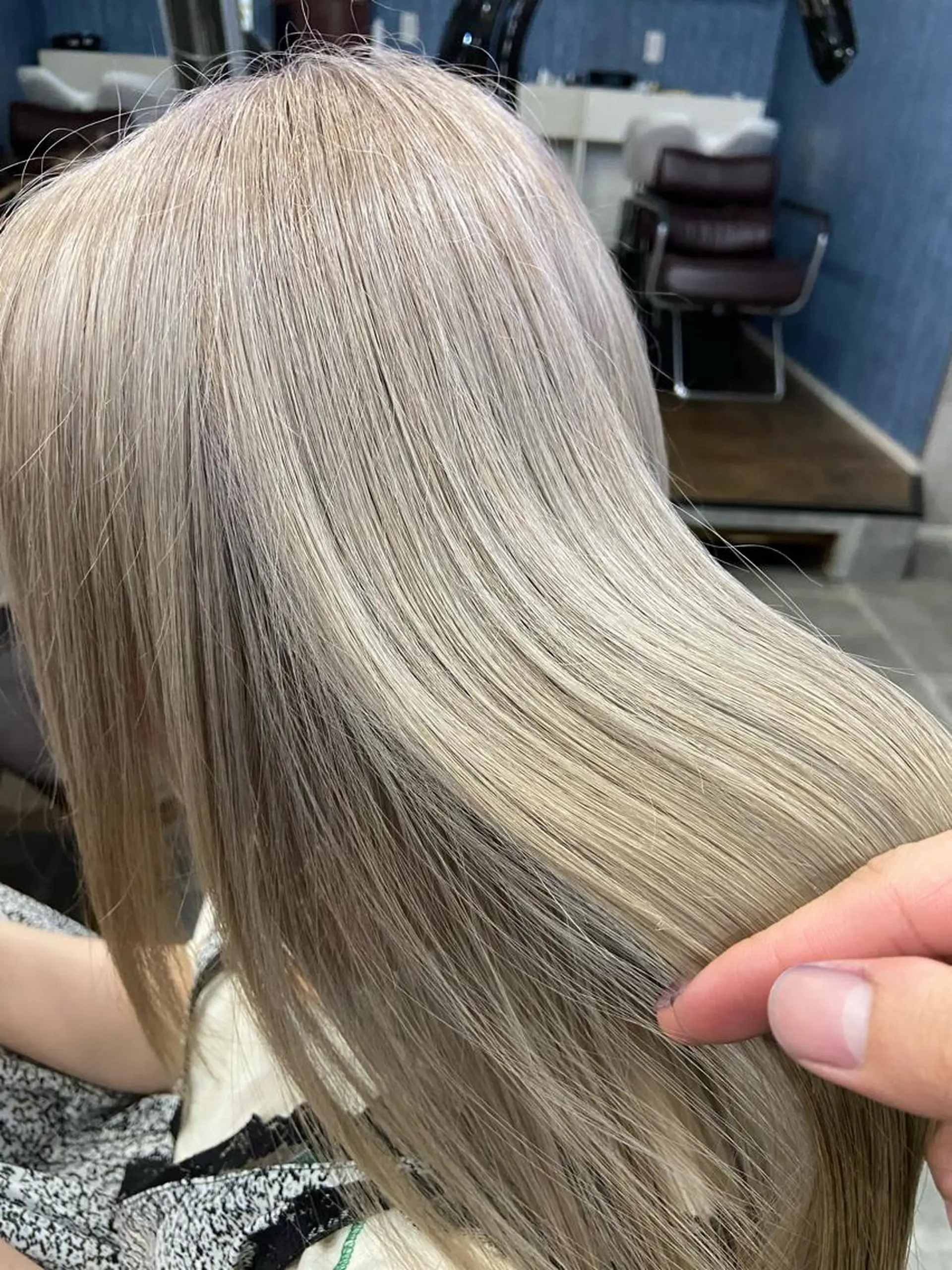 ミディアム カラー 全店売上No.1🏆 ✨深江裕稀のヘアスタイル