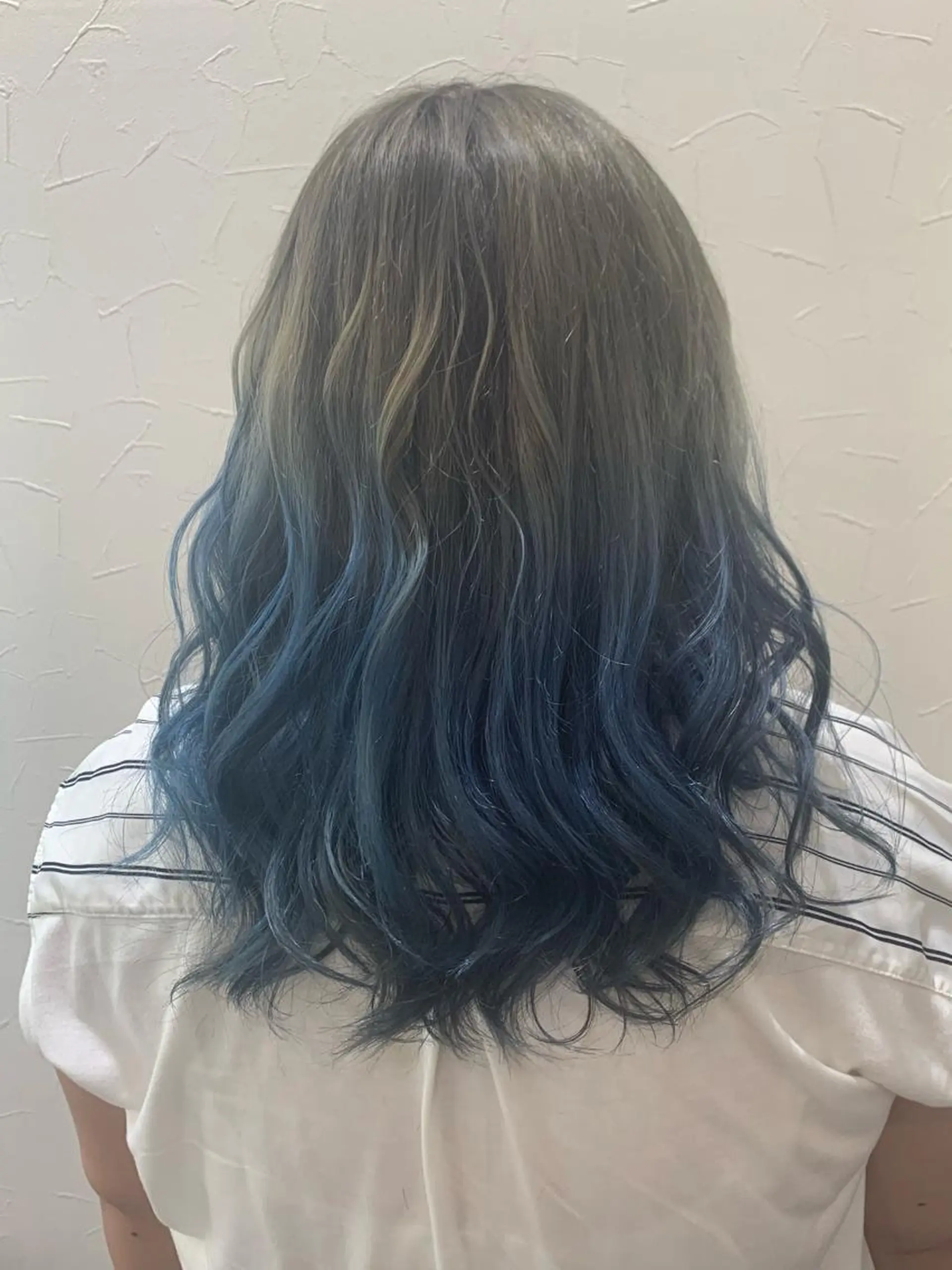 ロング カラー ブルーカラー グラデーションカラー お悩み、似合わせ提案 将真のヘアスタイル