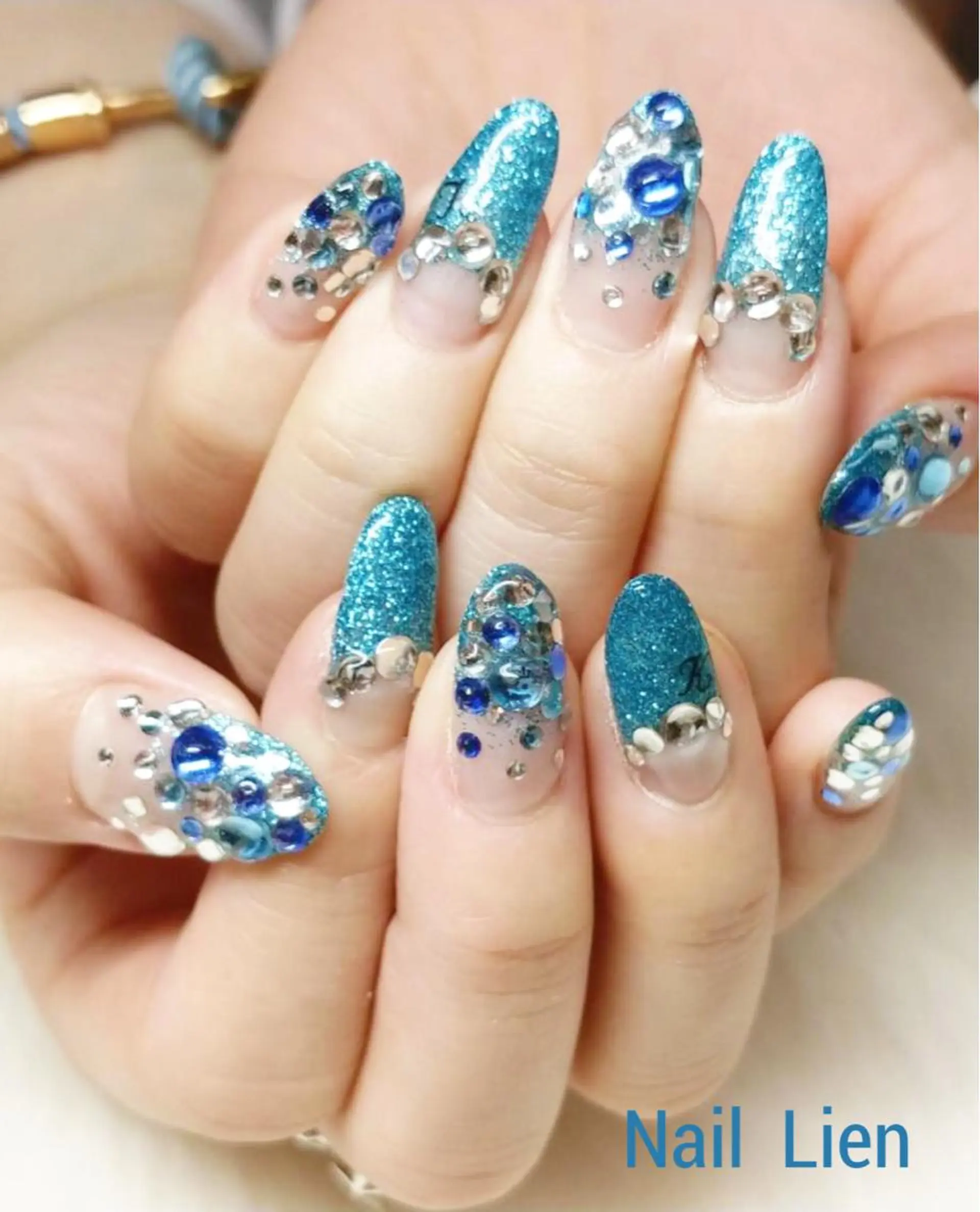 ネイル ブルー Nail lieNのネイルデザイン