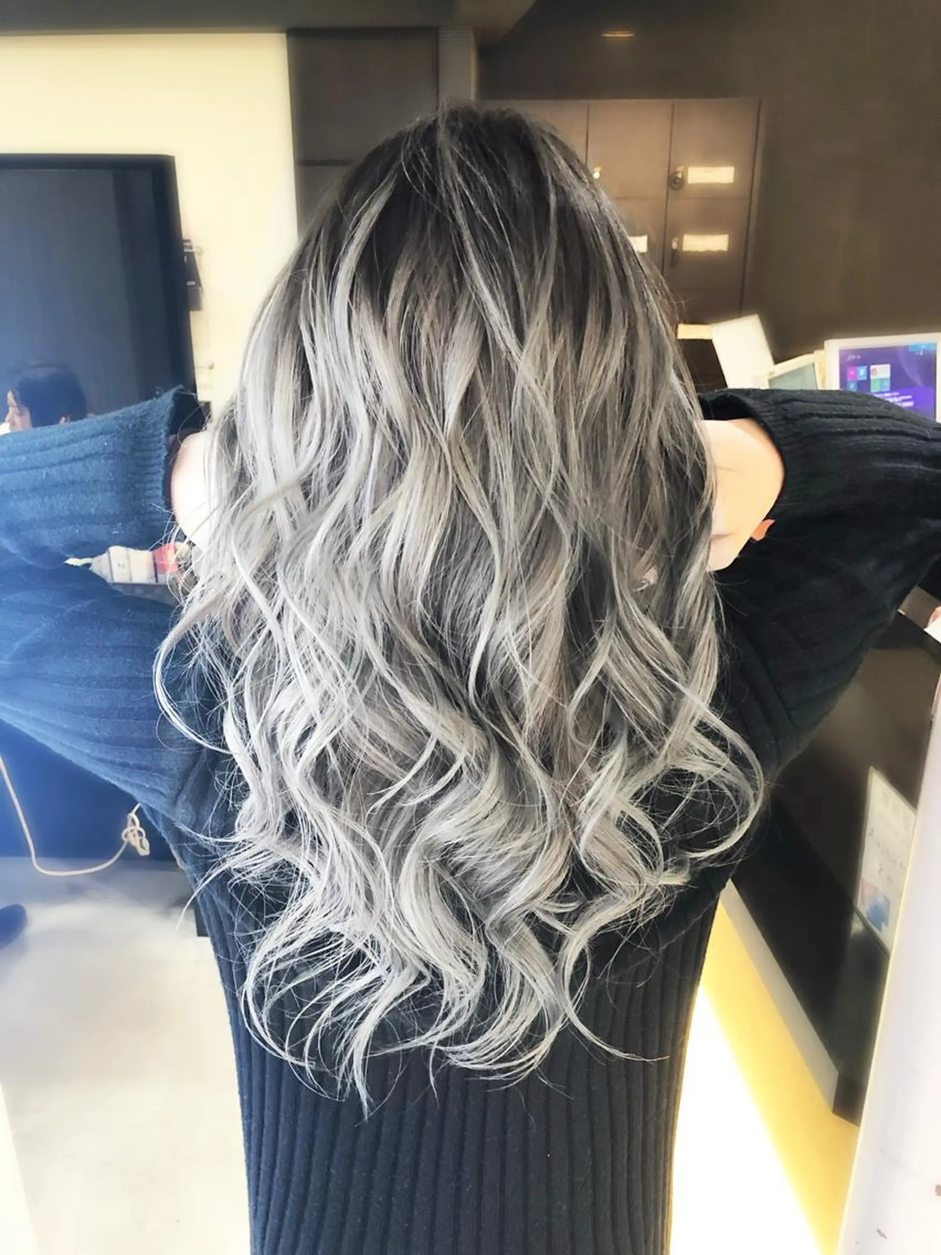 ロング Caracore なんば店のヘアスタイル