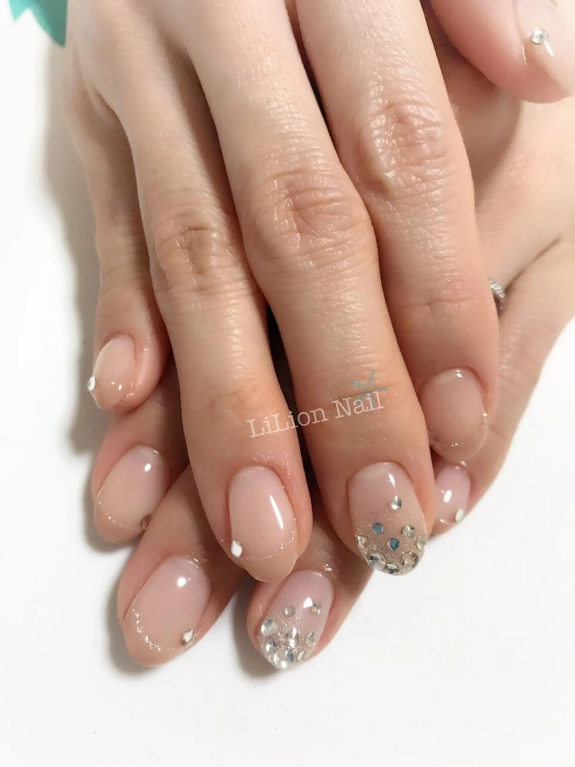 ネイル フレンチネイル LiLion Nailのネイルデザイン
