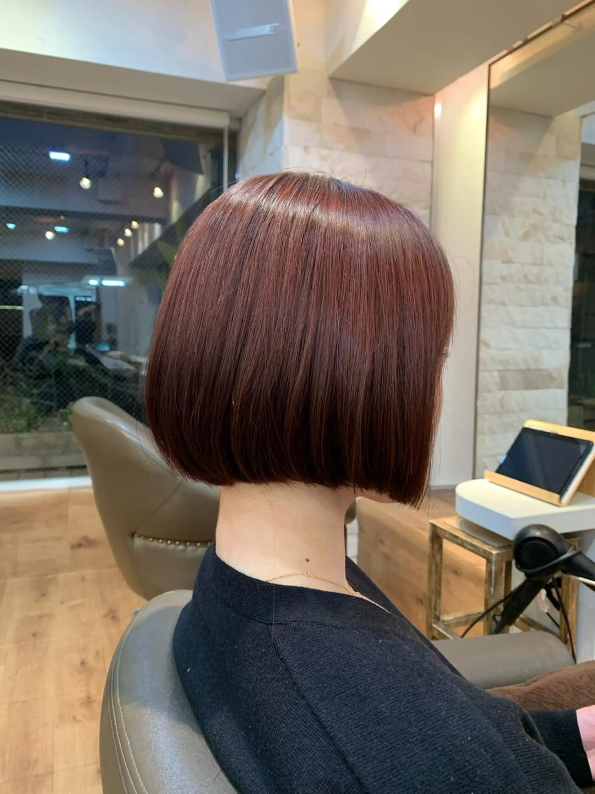 ショート トリートメント カット ヘアカラー 日髙 愛華のヘアスタイル