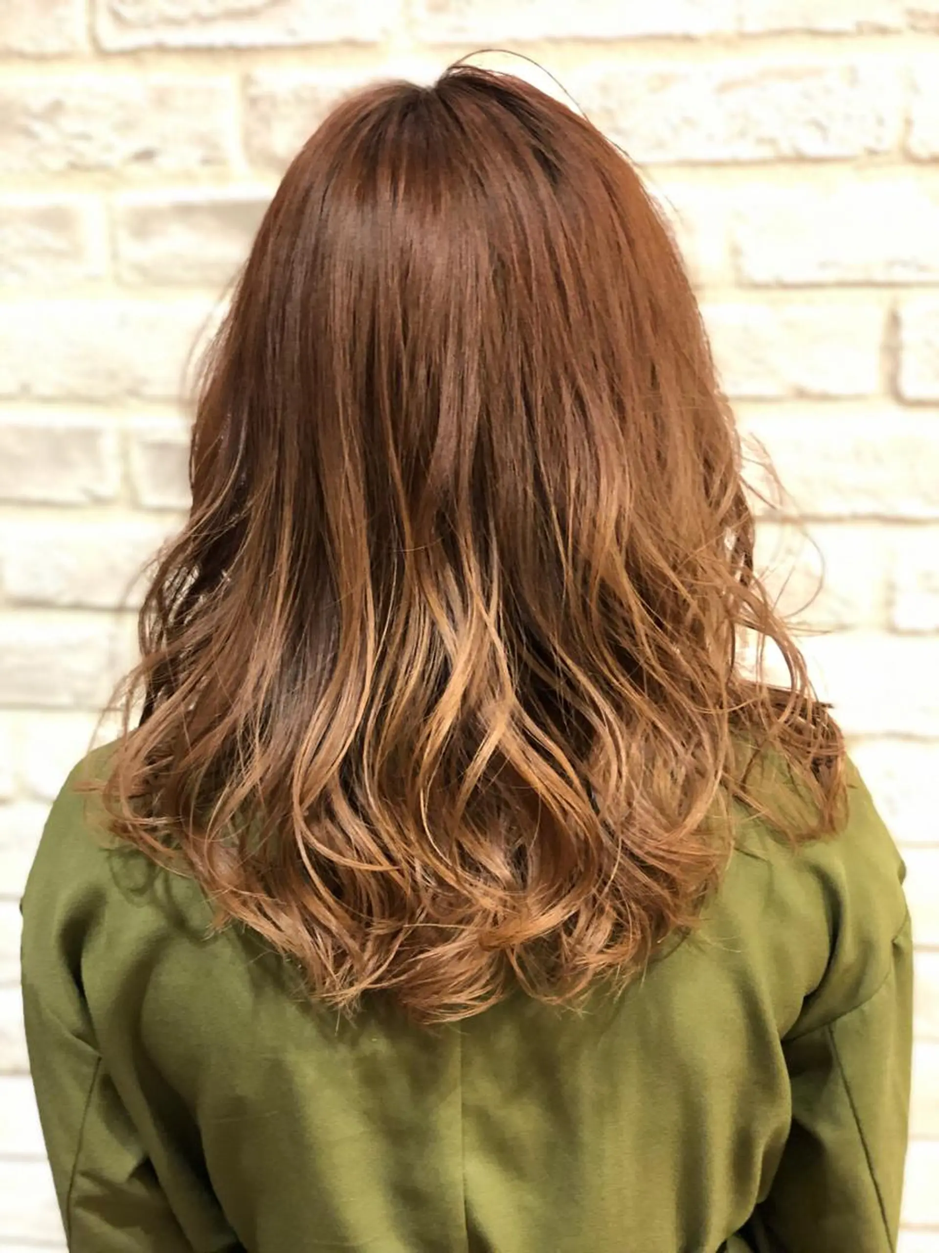 ミディアム カラー THINK SHOP KANTAのヘアスタイル